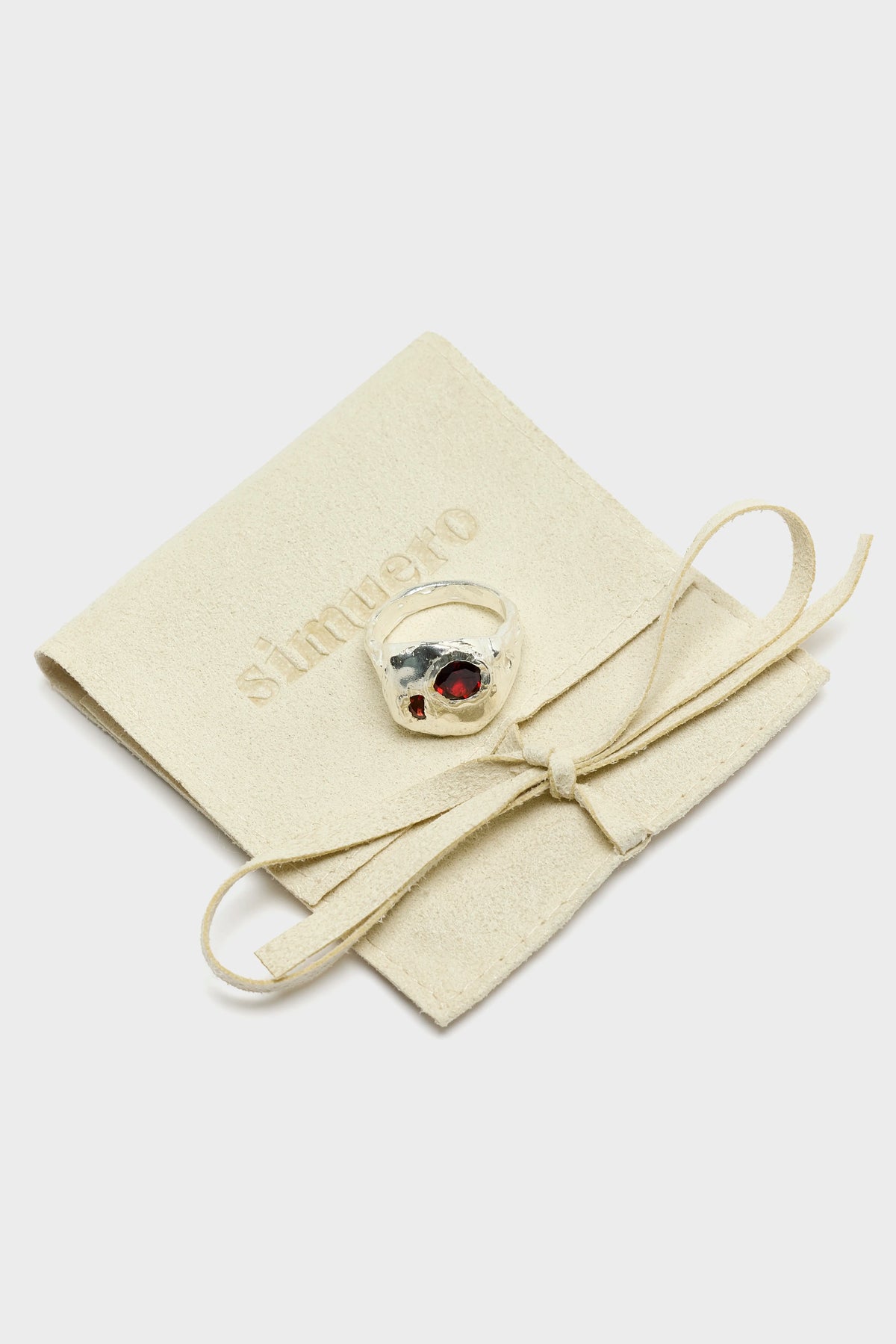 Bague Coco en Grenat Rouge (262 / W / SILVER)