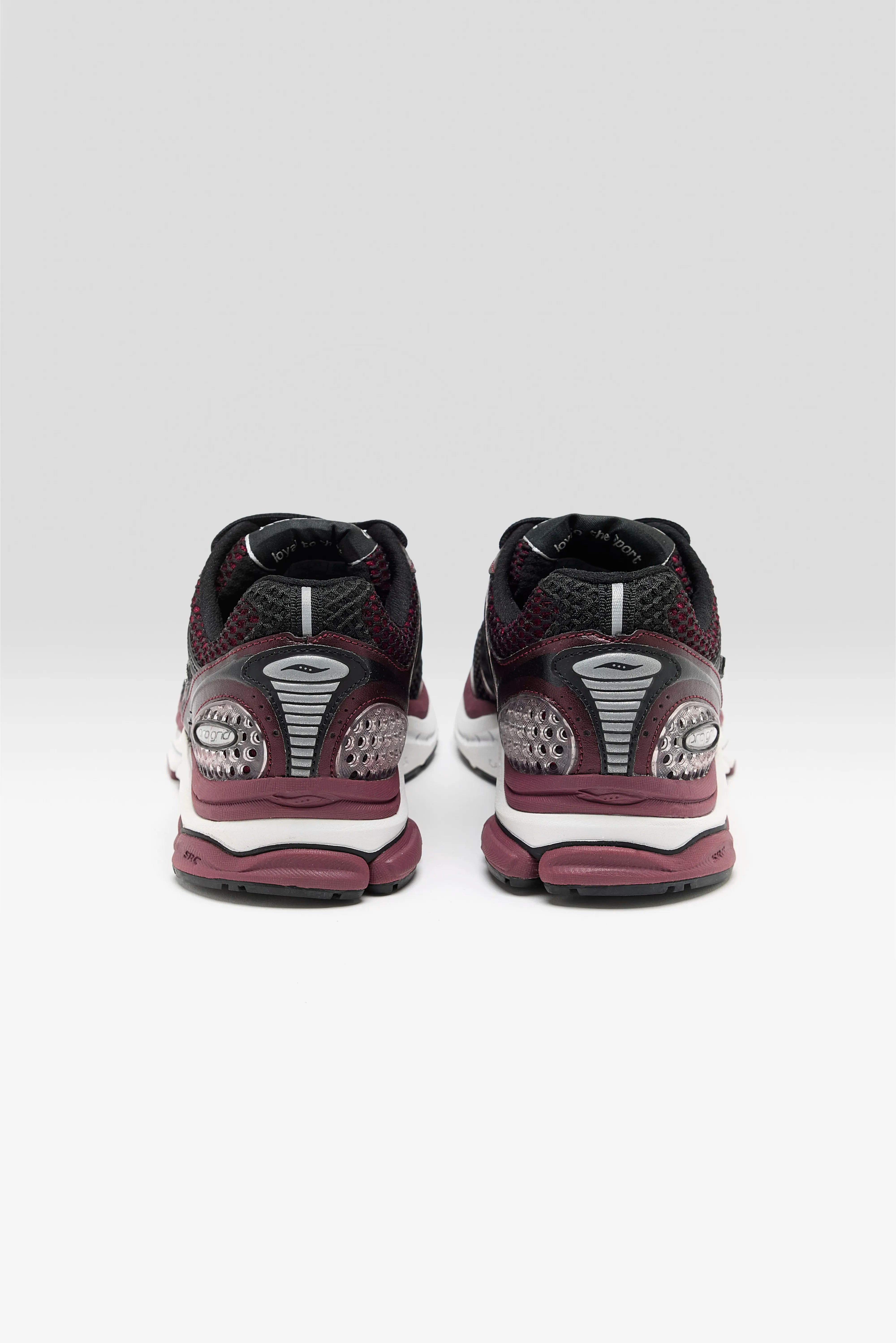 ProGrid Triumph 4 voor Vrouwen (252 / W / RED)