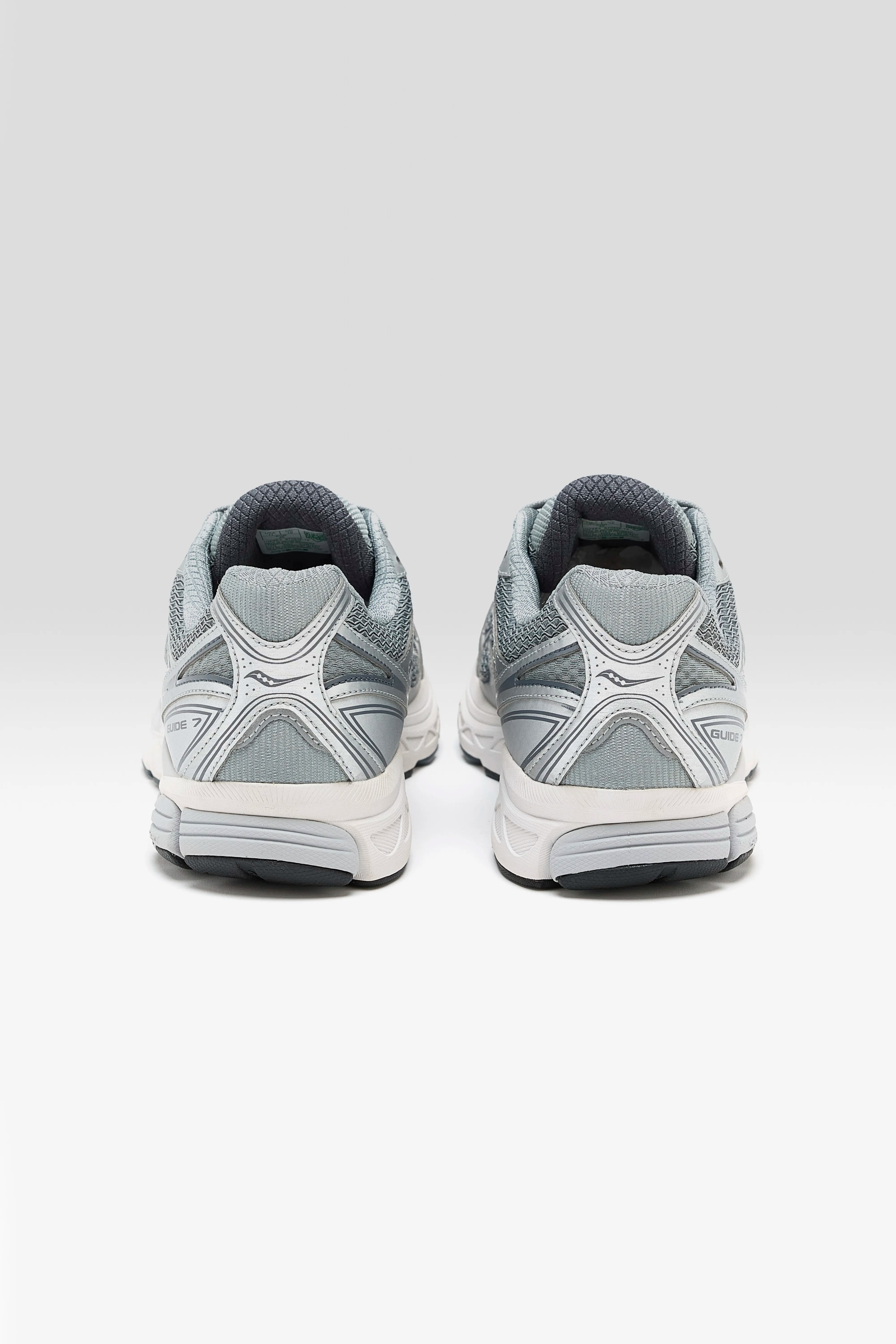 Progrid Guide 7 for Men (252 / M / SILVER)