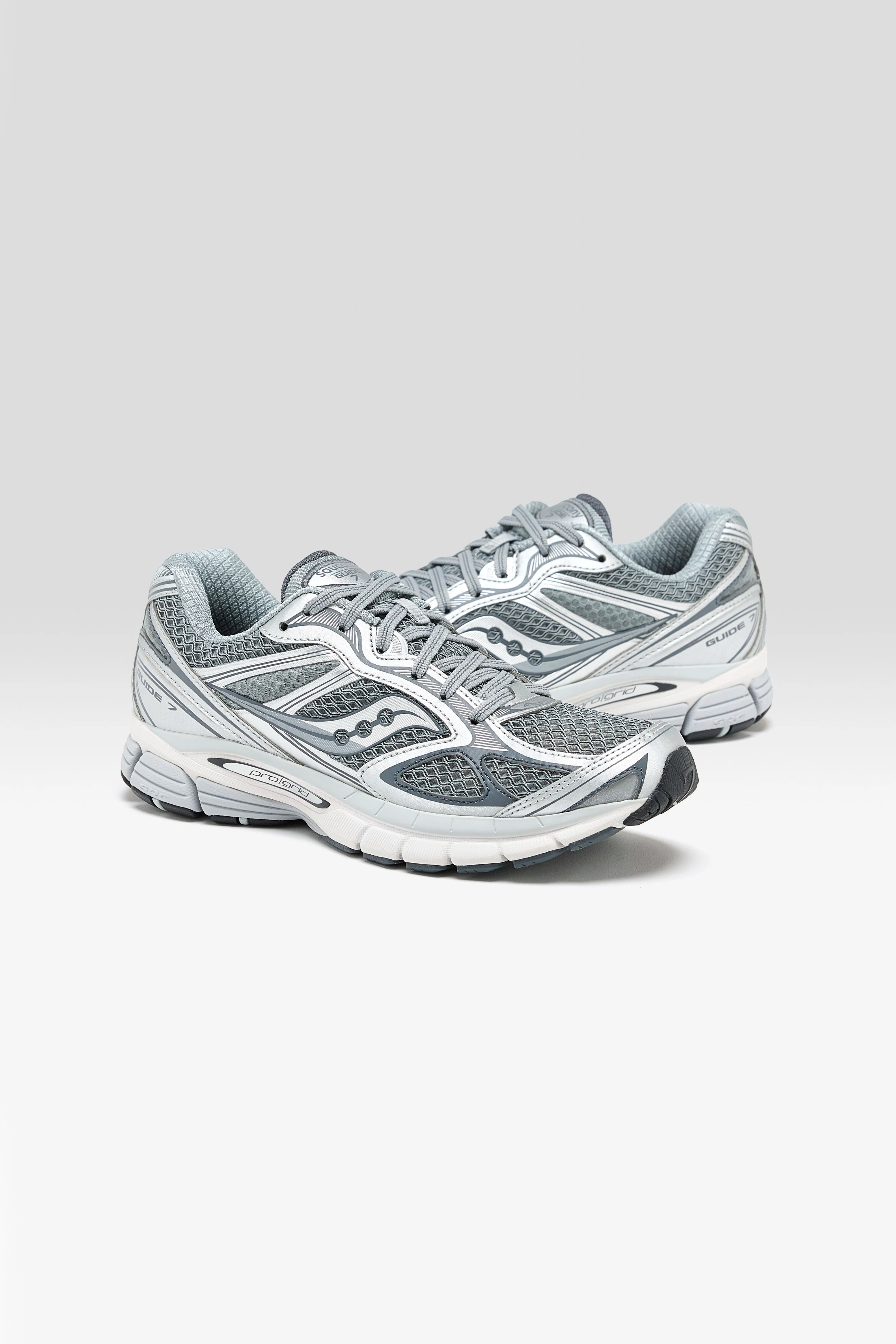 Progrid Guide 7 for Women (252 / W / SILVER)