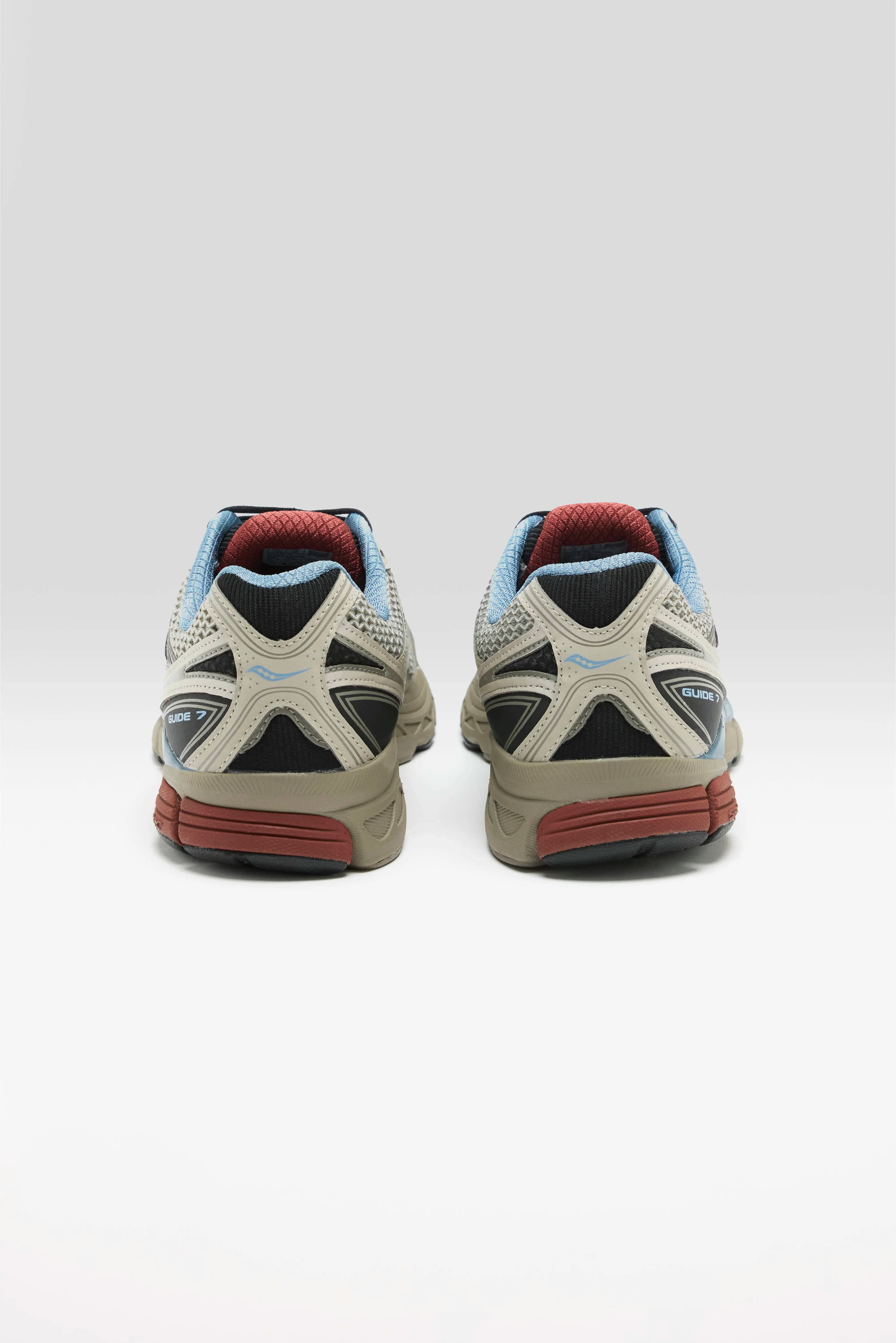 ProGrid Guide 7 Disrupt for Men (261 / M / TAUPE)