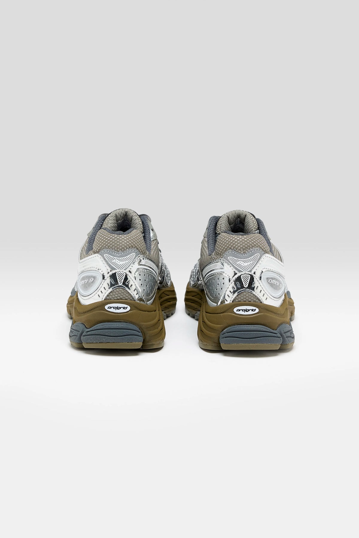 Progrid Omni 9 OG voor dames (262 / W / SILVER)