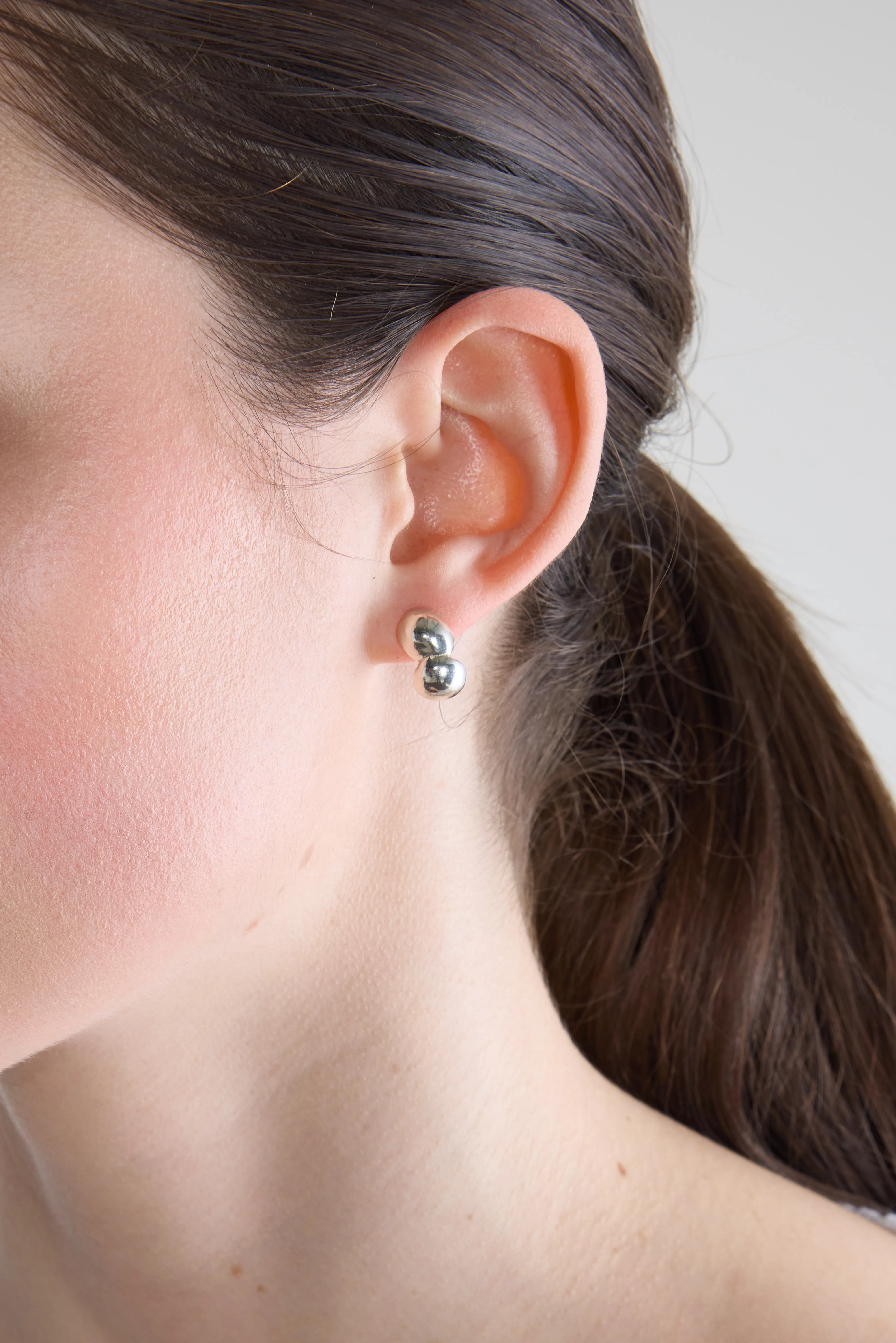 Mini Farlow Stud Earrings (261 / W / SILVER)
