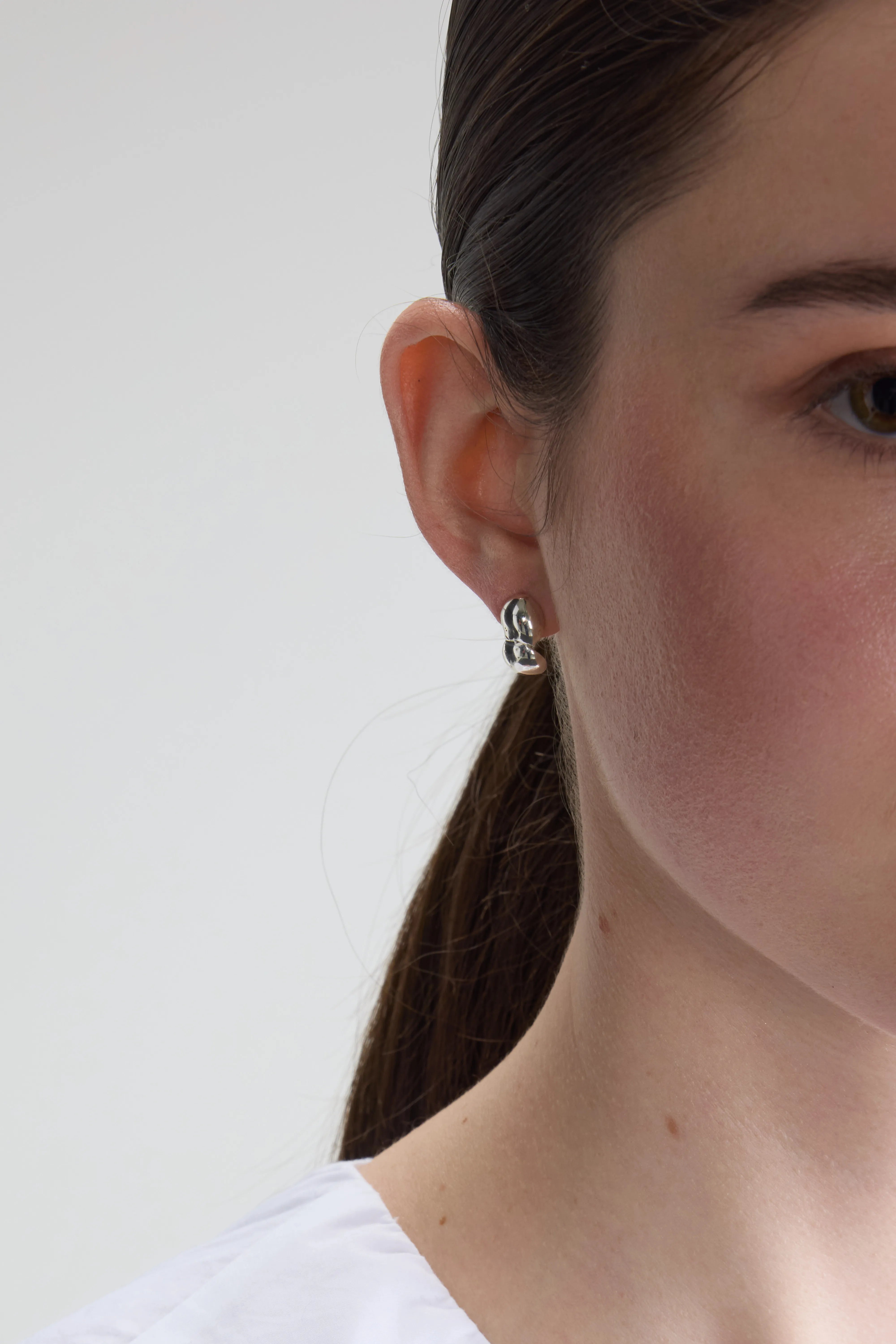 Mini Farlow Stud Earrings (261 / W / SILVER)