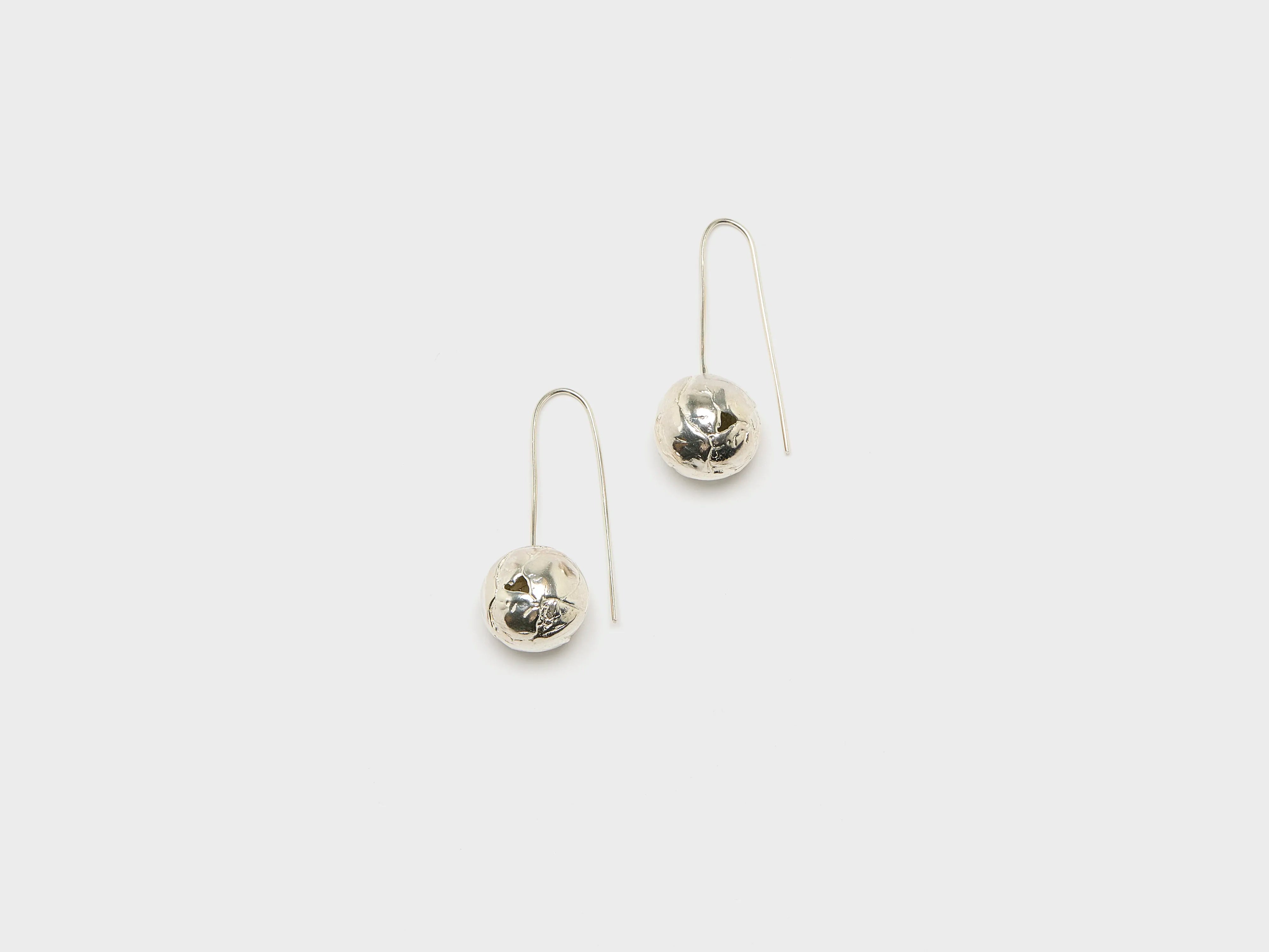 Phae Earrings (261 / W / SILVER)