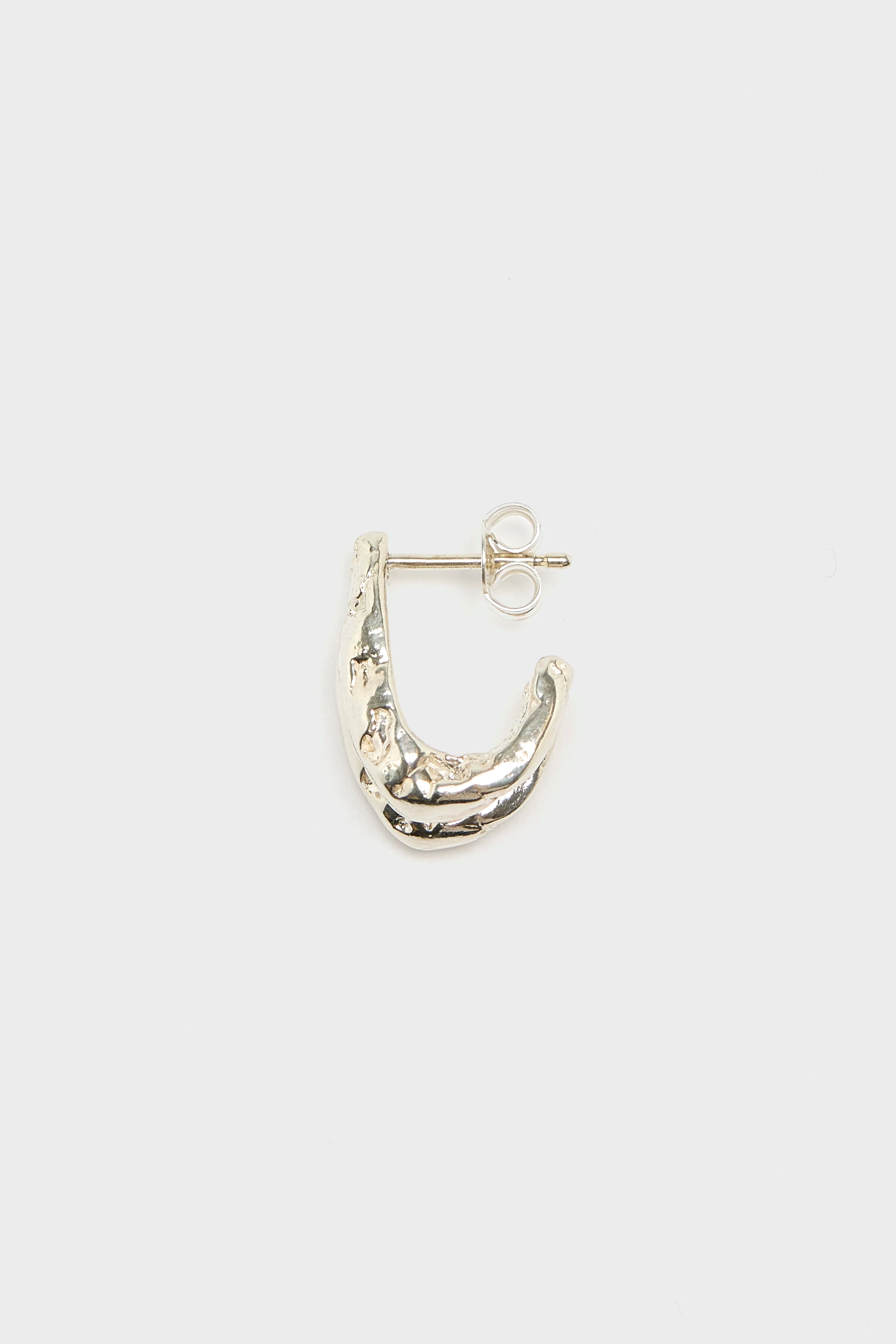 Roca Hoop Stud Earring (261 / W / SILVER)