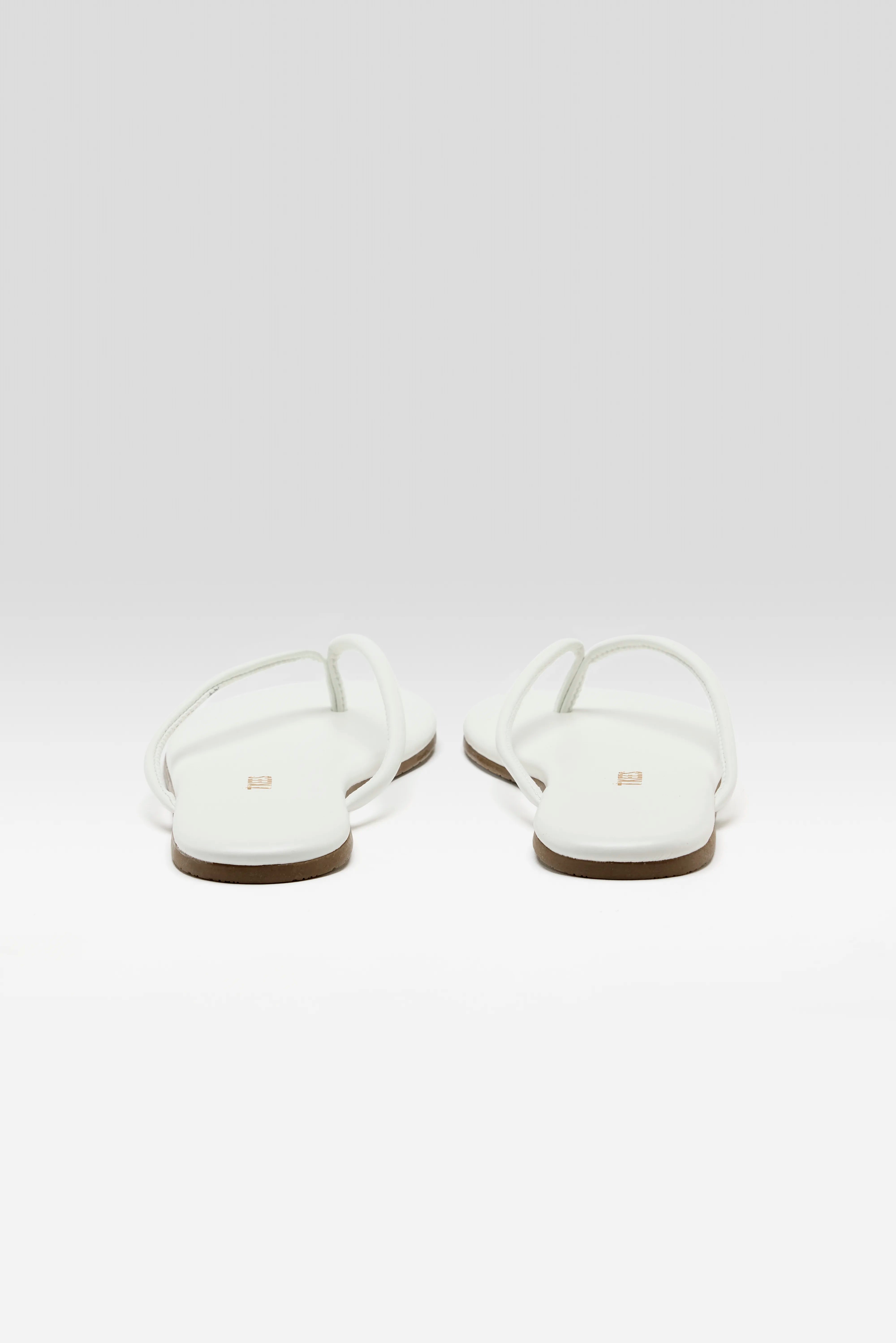 Lily Tubular Teenslippers (261 / W / WHITE)