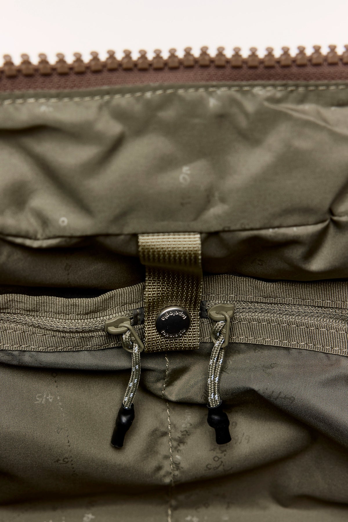 Cloud Hobo Small Bag (262 / W / COCOA)