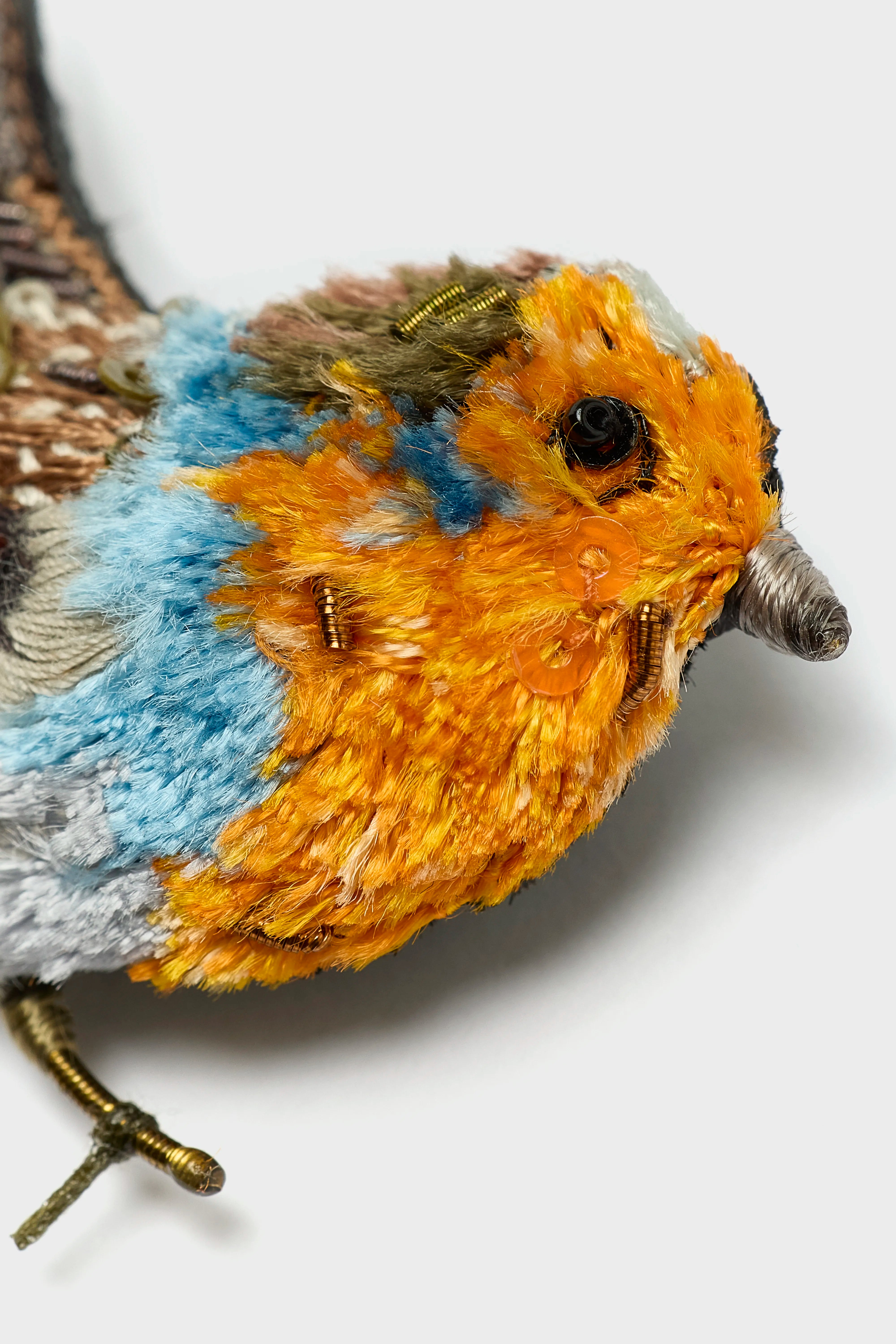 Robin Red Breast Brooch (251 / W / YELLOW)
