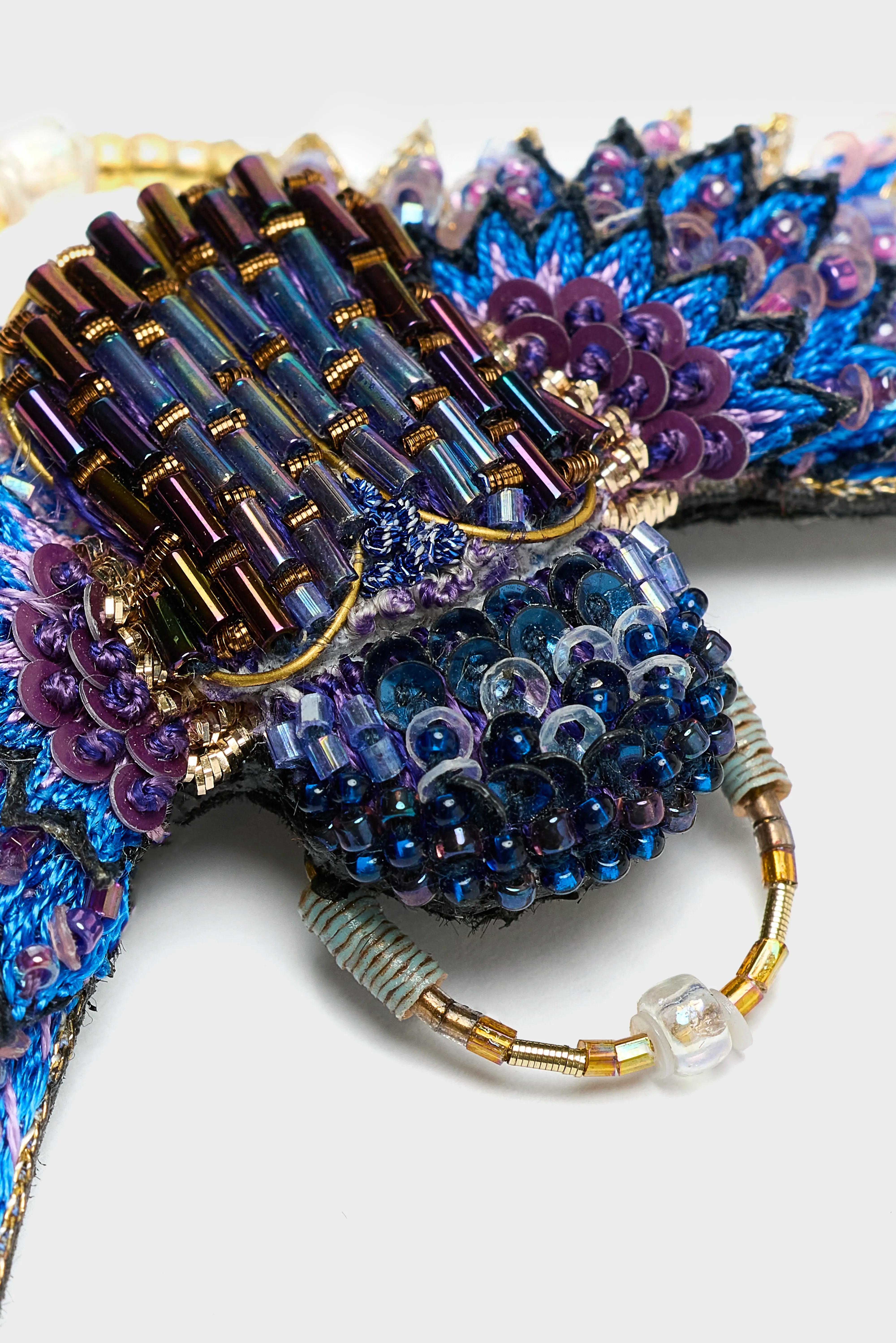 Regal Beetle Brooch (251 / W / BLUE)