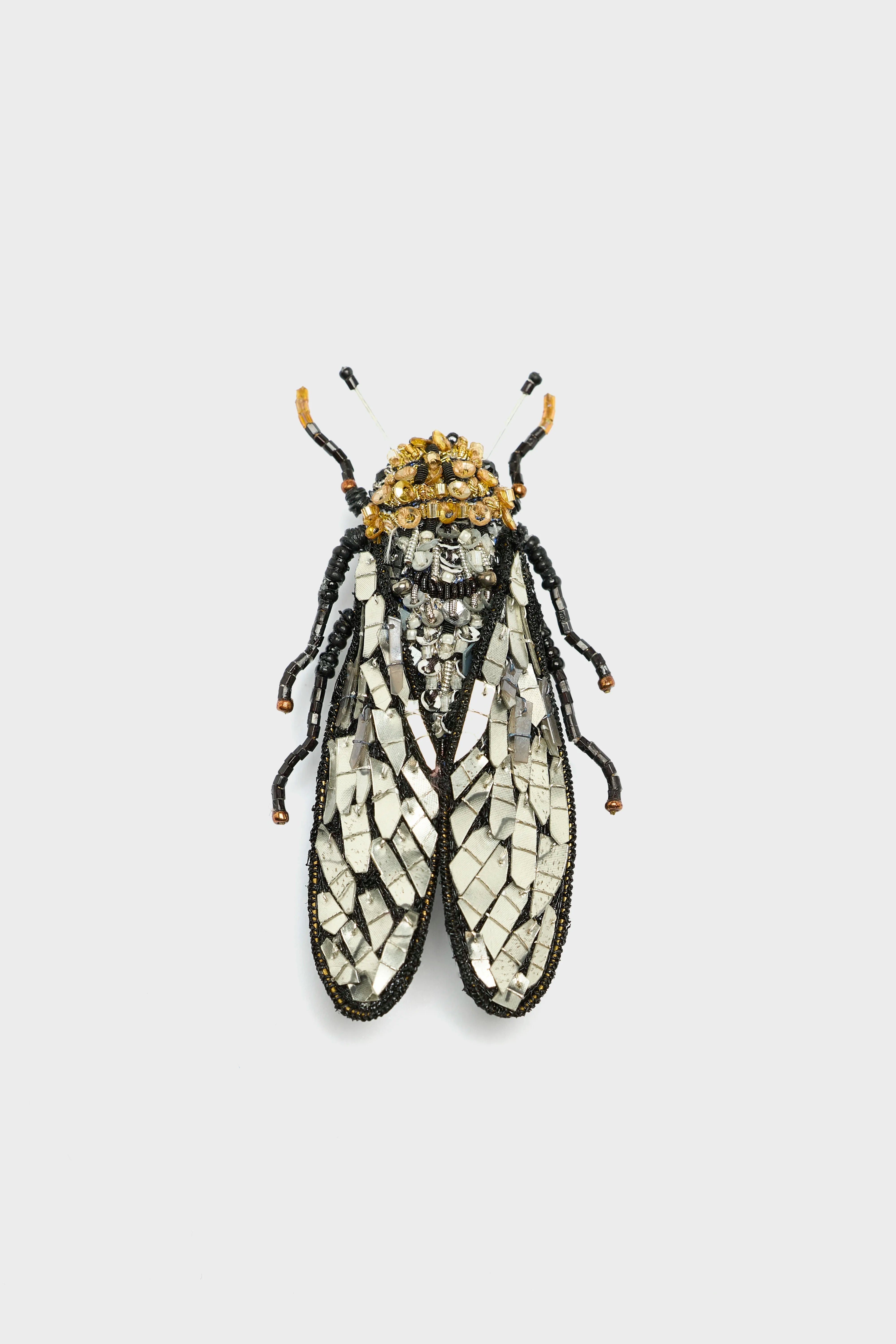 Walker's Cicada Brooch (251 / W / GREY)