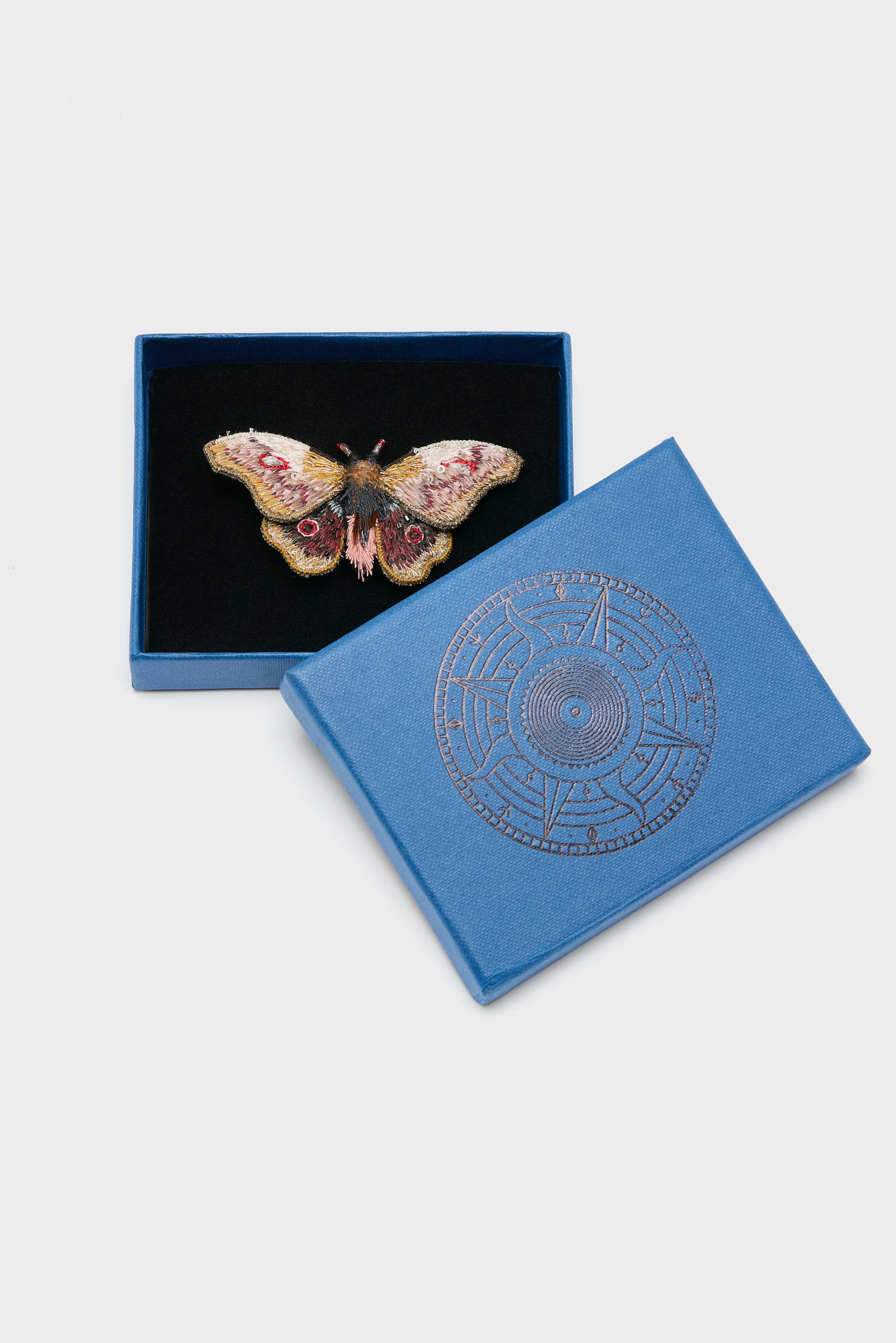 Emperor Mopane Moth Brooch Pin (261 / W / MULTICOLOR)