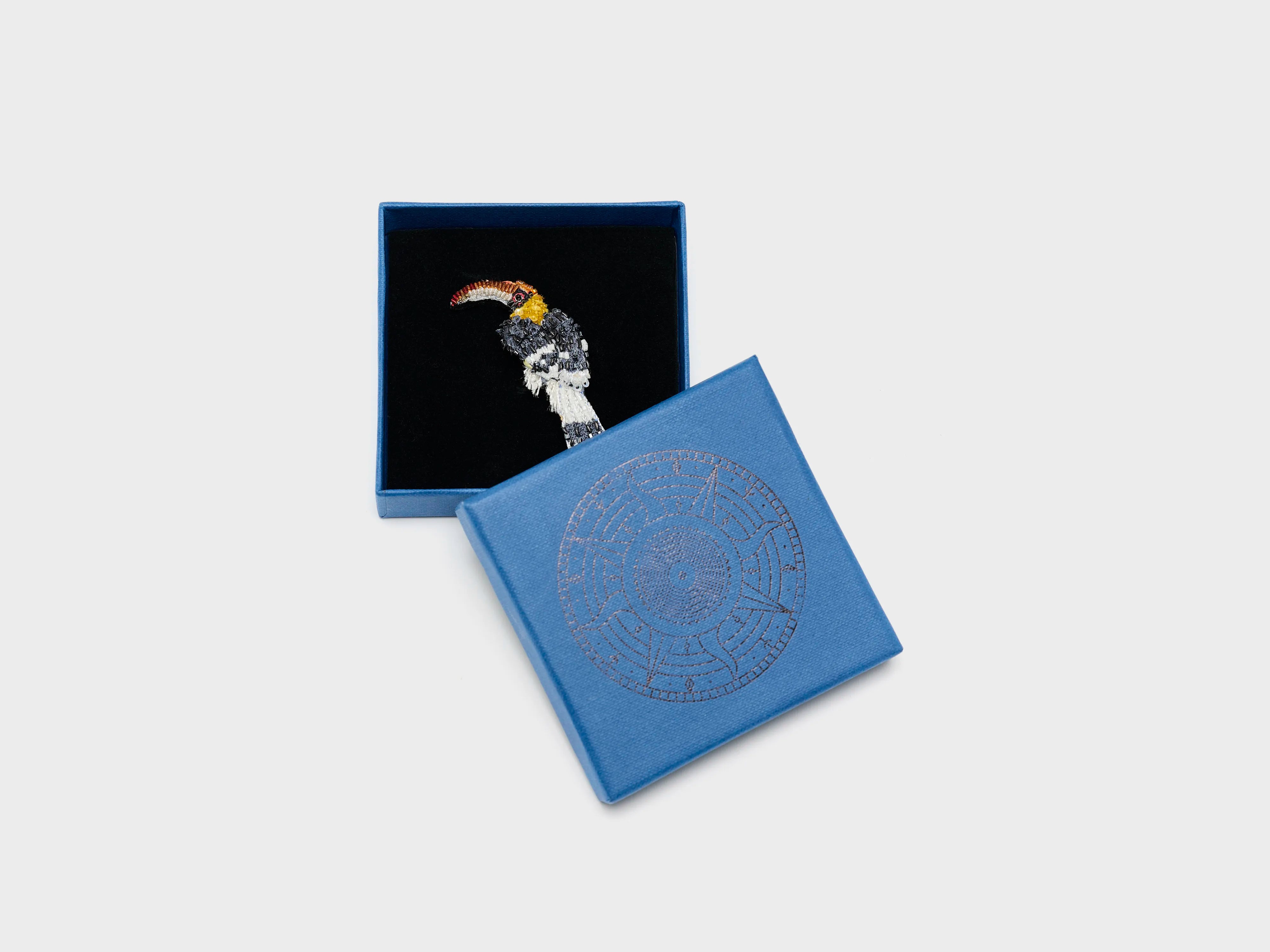 Great Hornbill Brooch Pin (252 / W / MULTICOLOR)