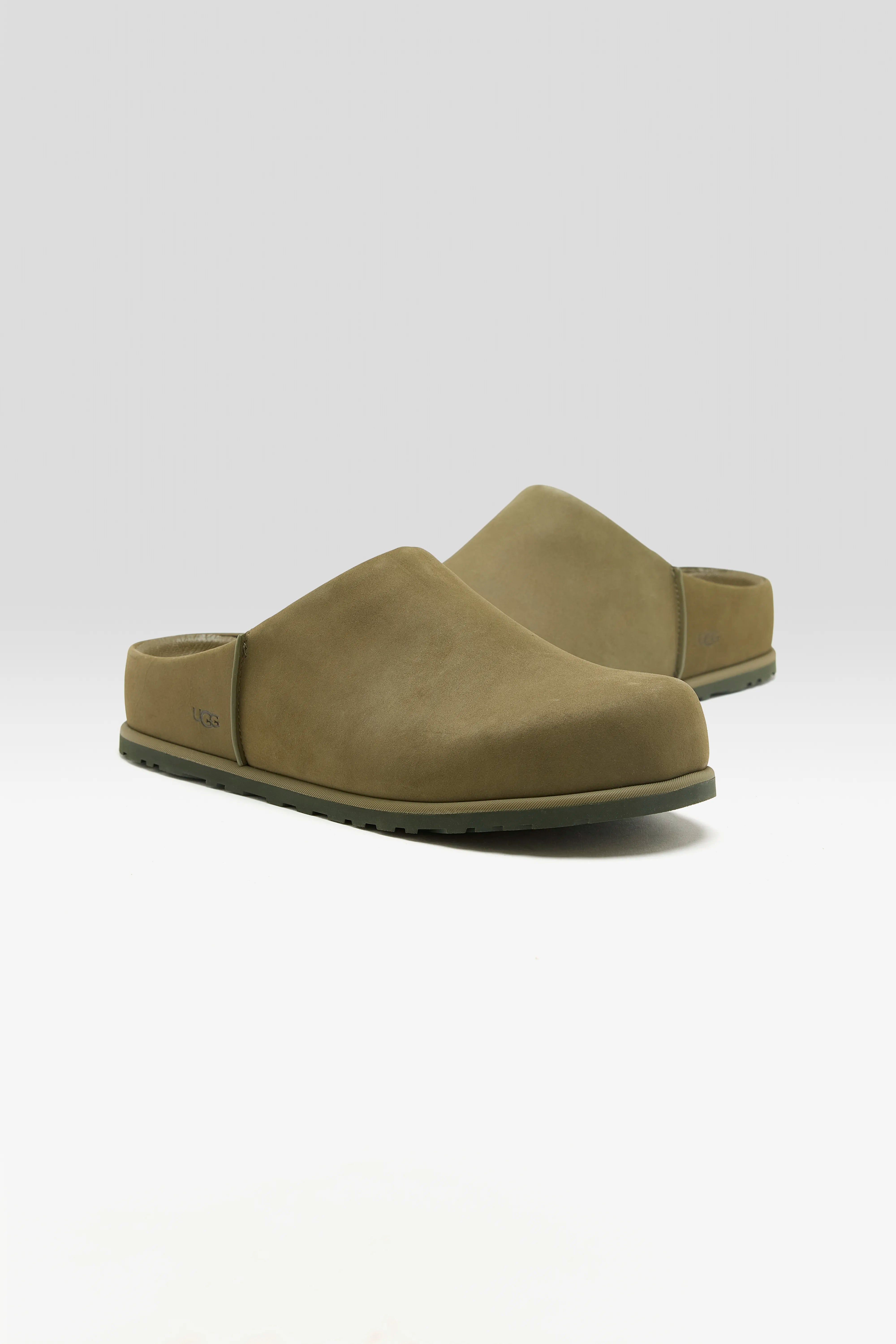 Otzo Clogs for Men (261 / M / DARK OLIVE)