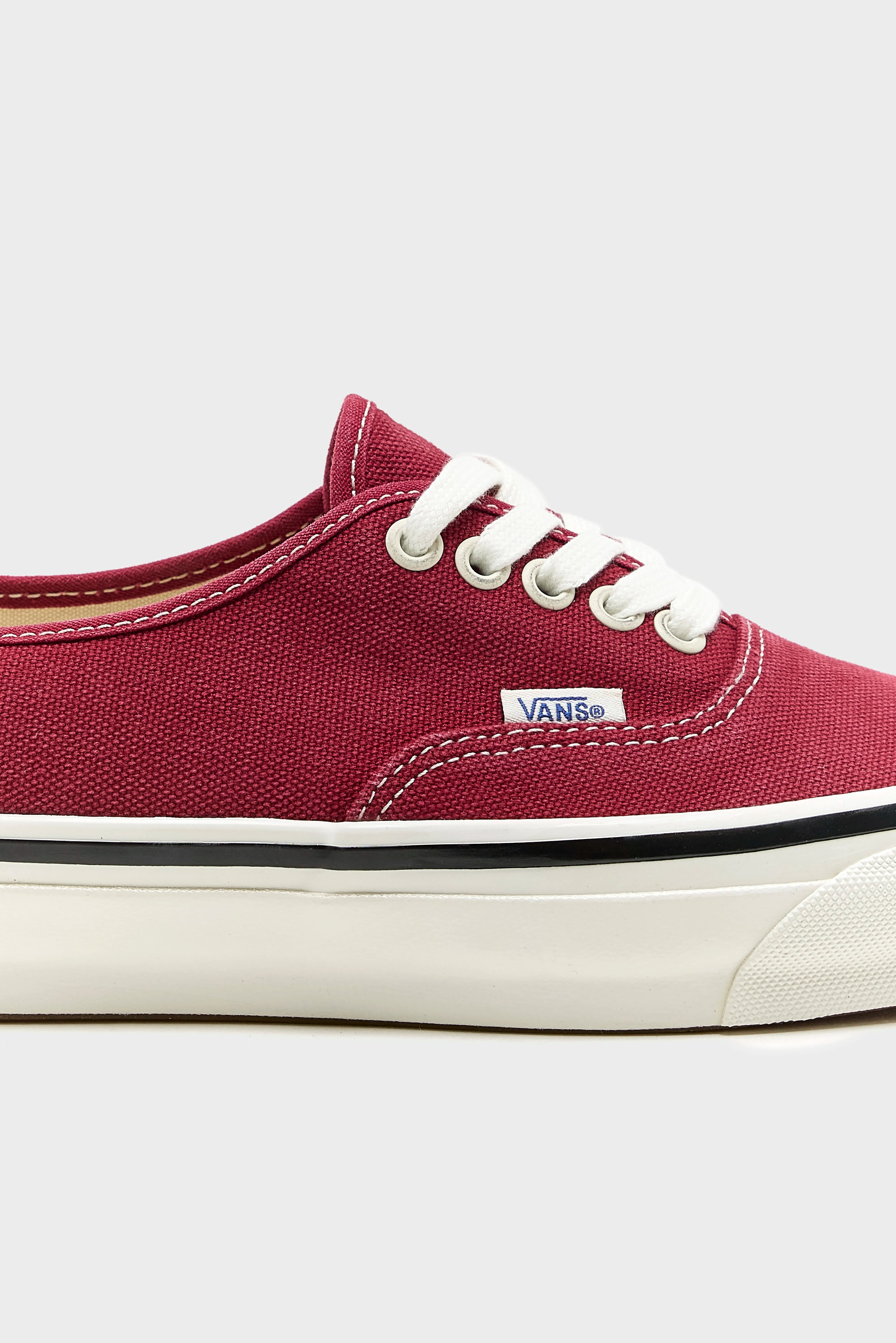 LX Authentic 44 pour Femmes  (252 / W / RED)