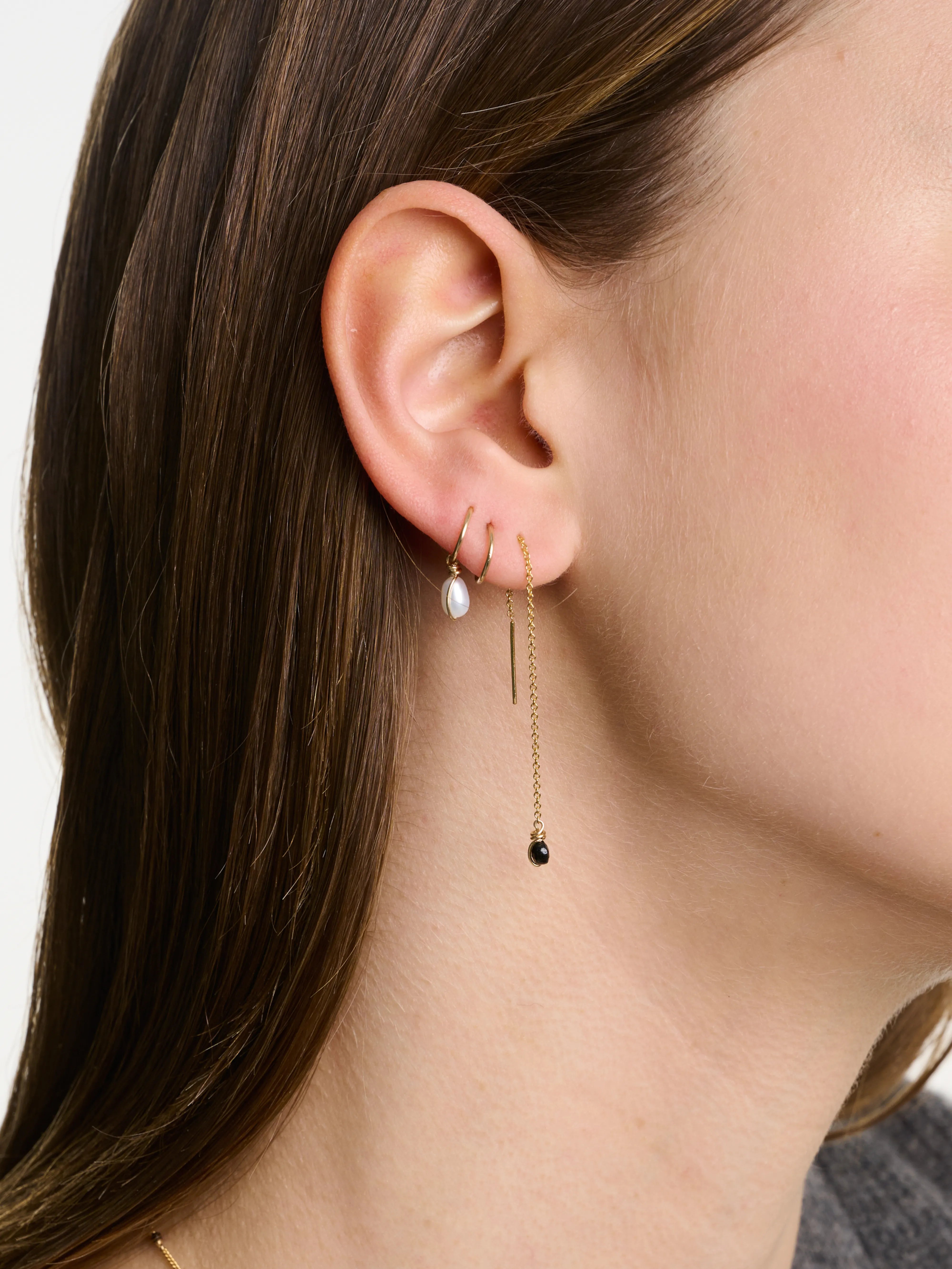 Essential Mini Hoop Earrings (241 / W / GOLD)