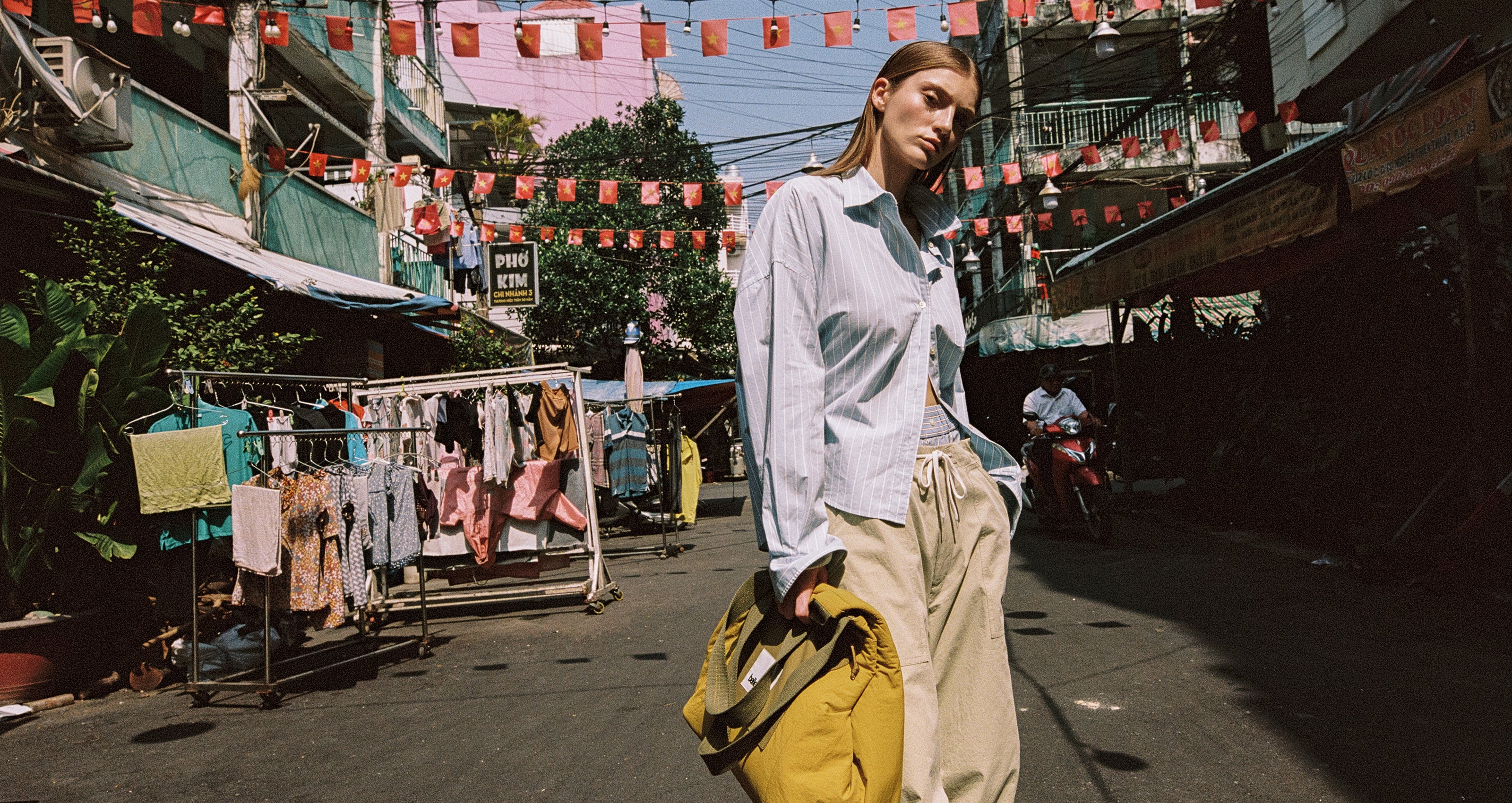 <strong>Offbeat</strong>