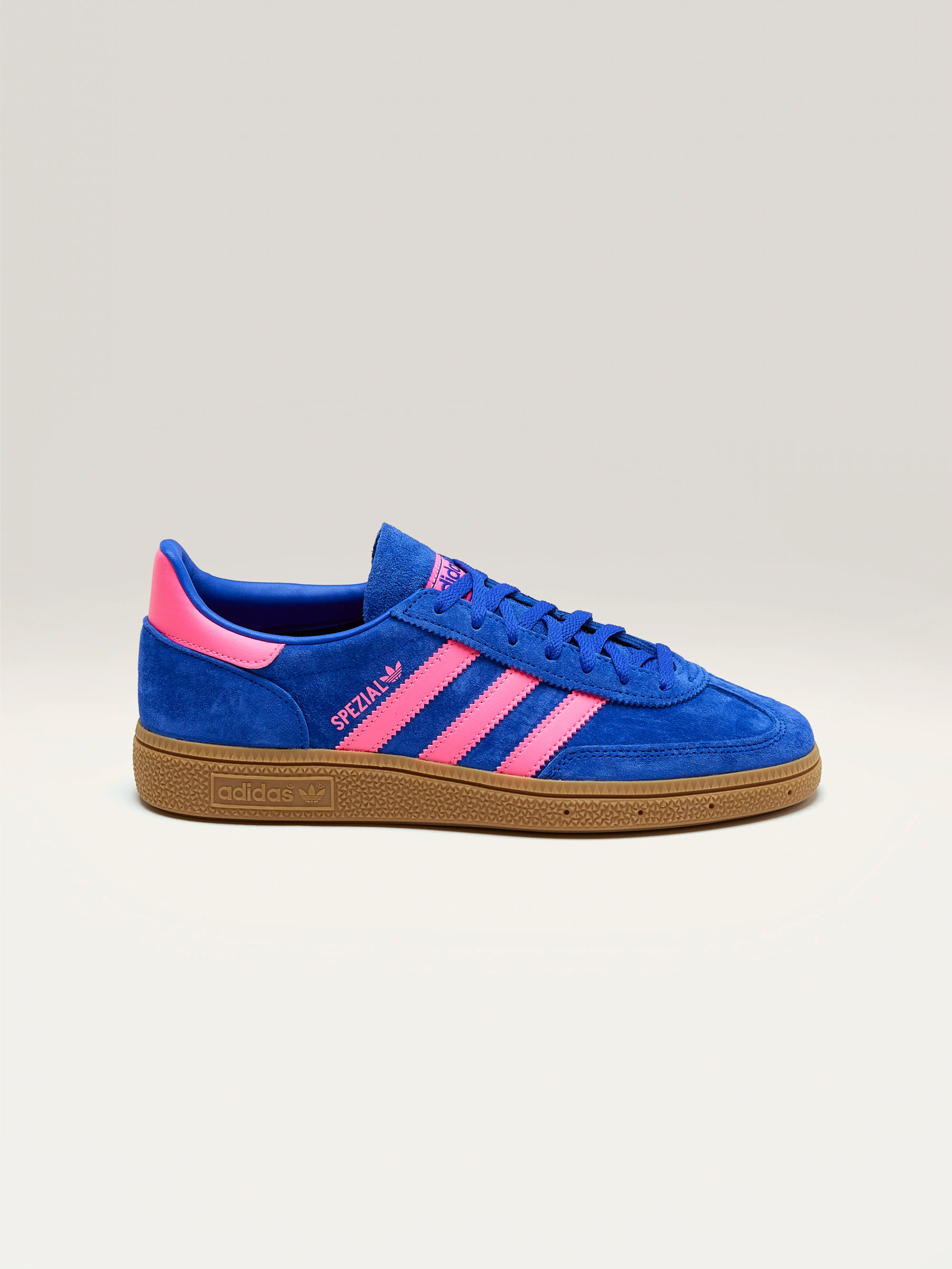 Chaussure de hand femme adidas hotsell