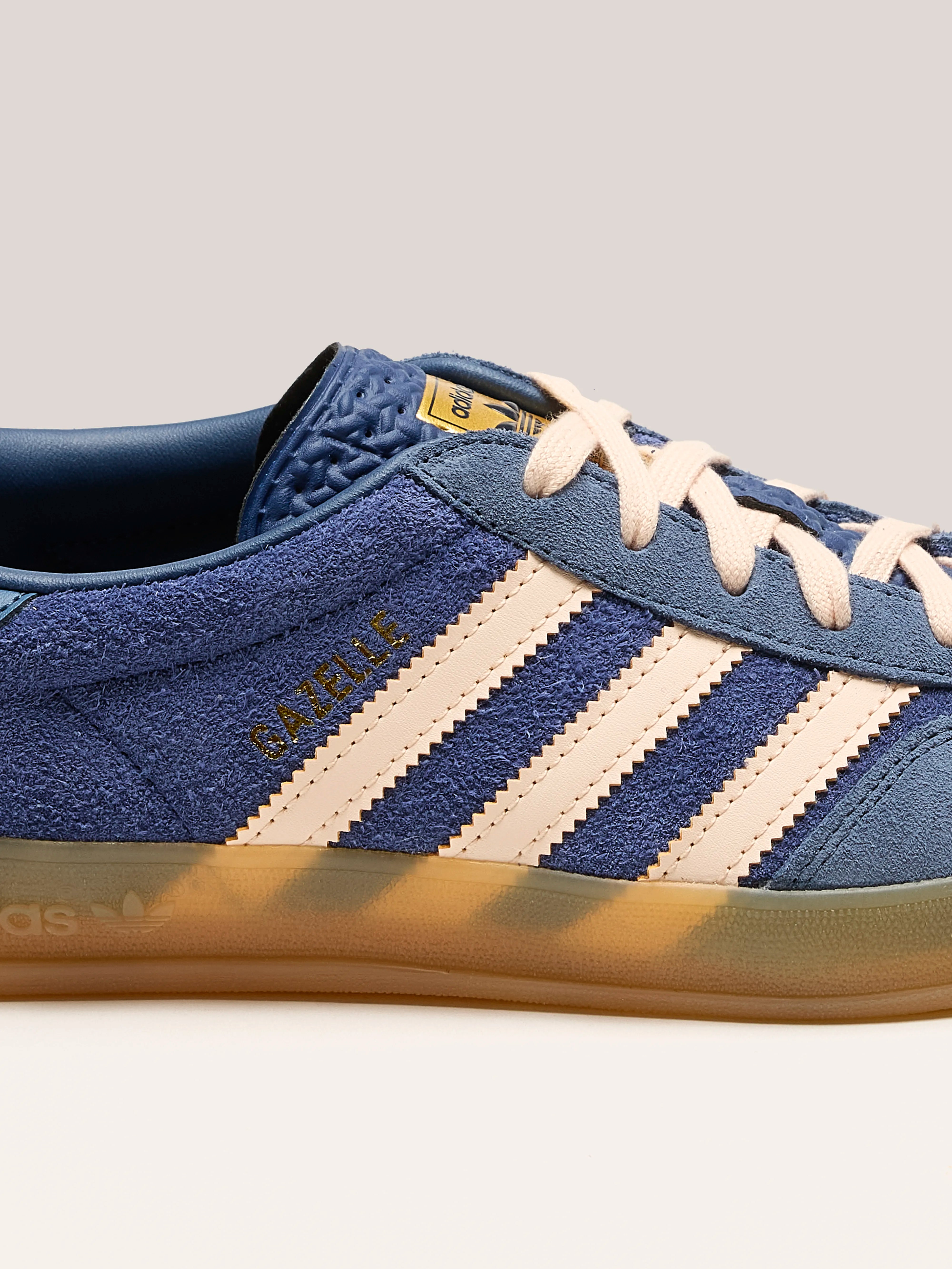 Gazelle Indoor for Women (242 / W / BLUE)