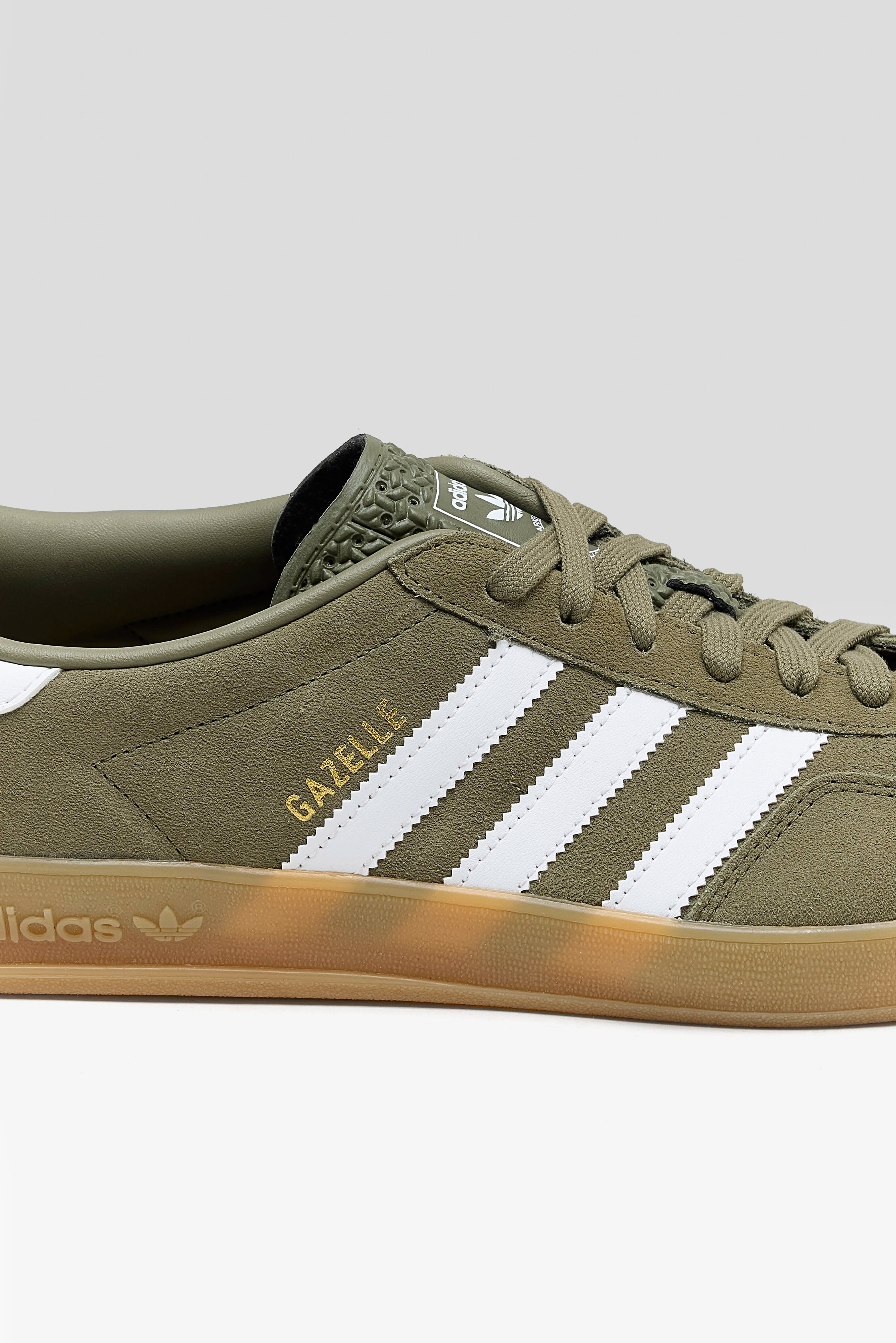 Gazelle Indoor for Men  (251 / M / GREEN)