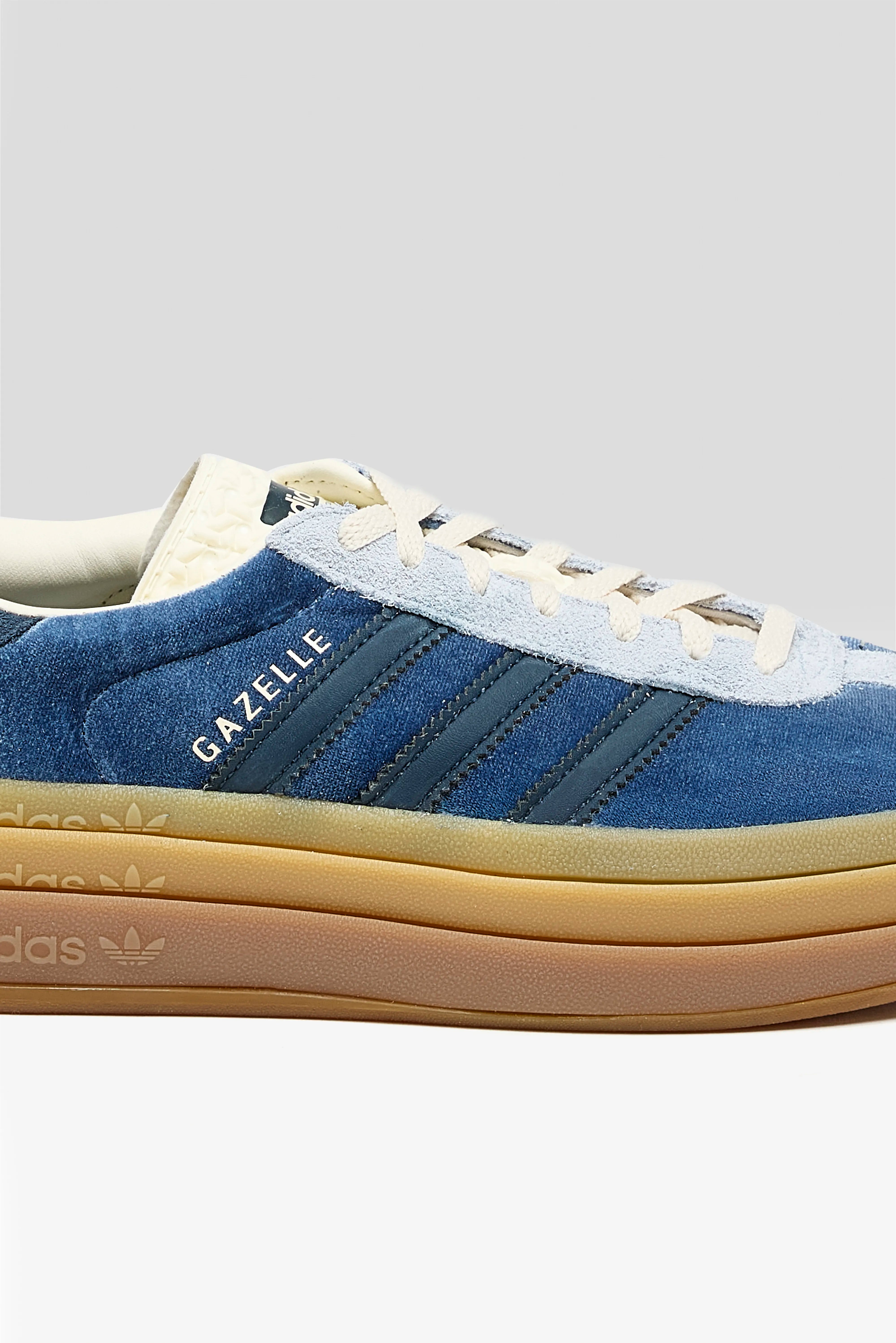 Gazelle Bold for Women  (251 / W / BLUE)