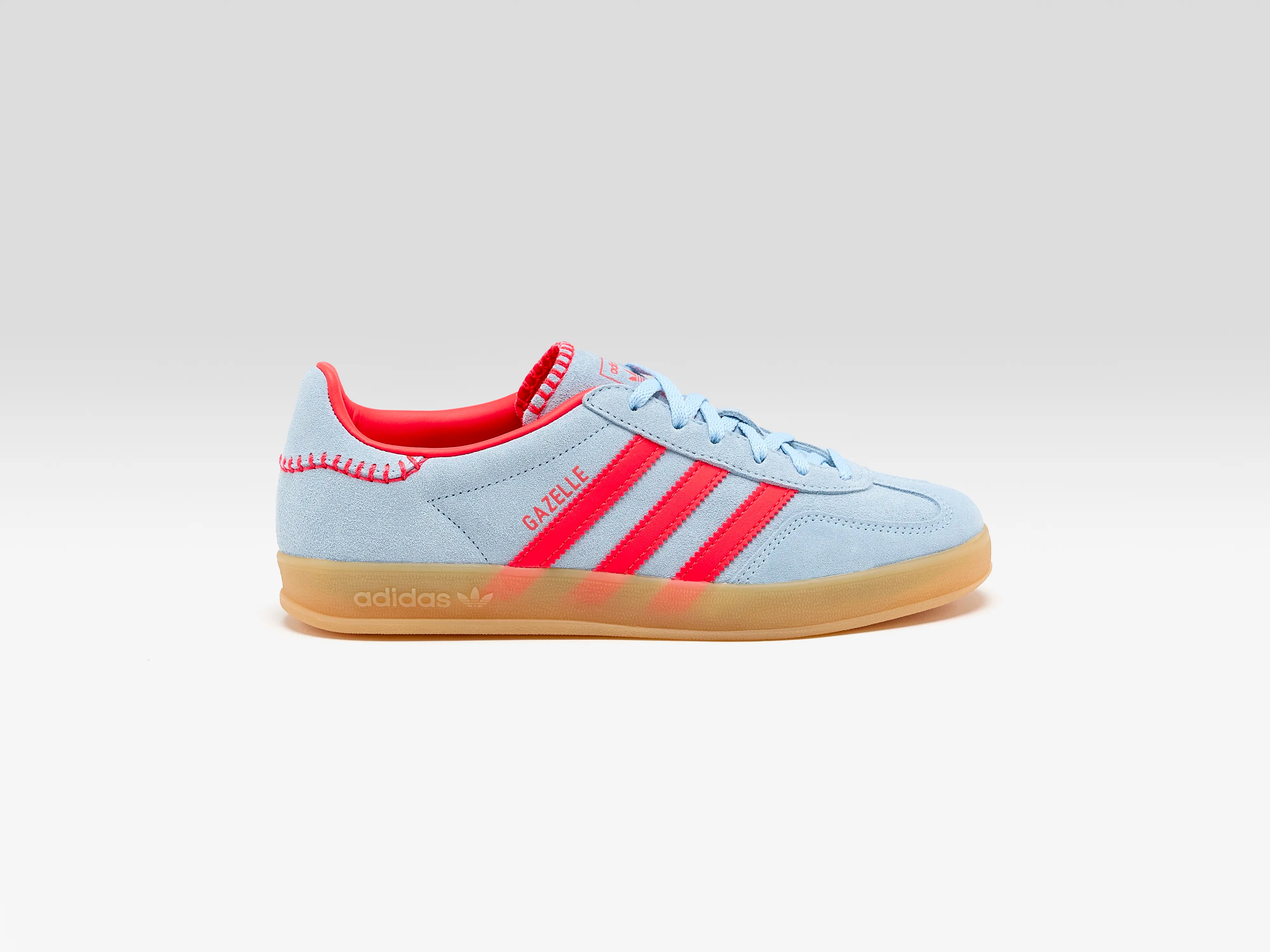 Gazelle Indoor for Women  (252 / W / BLUE)
