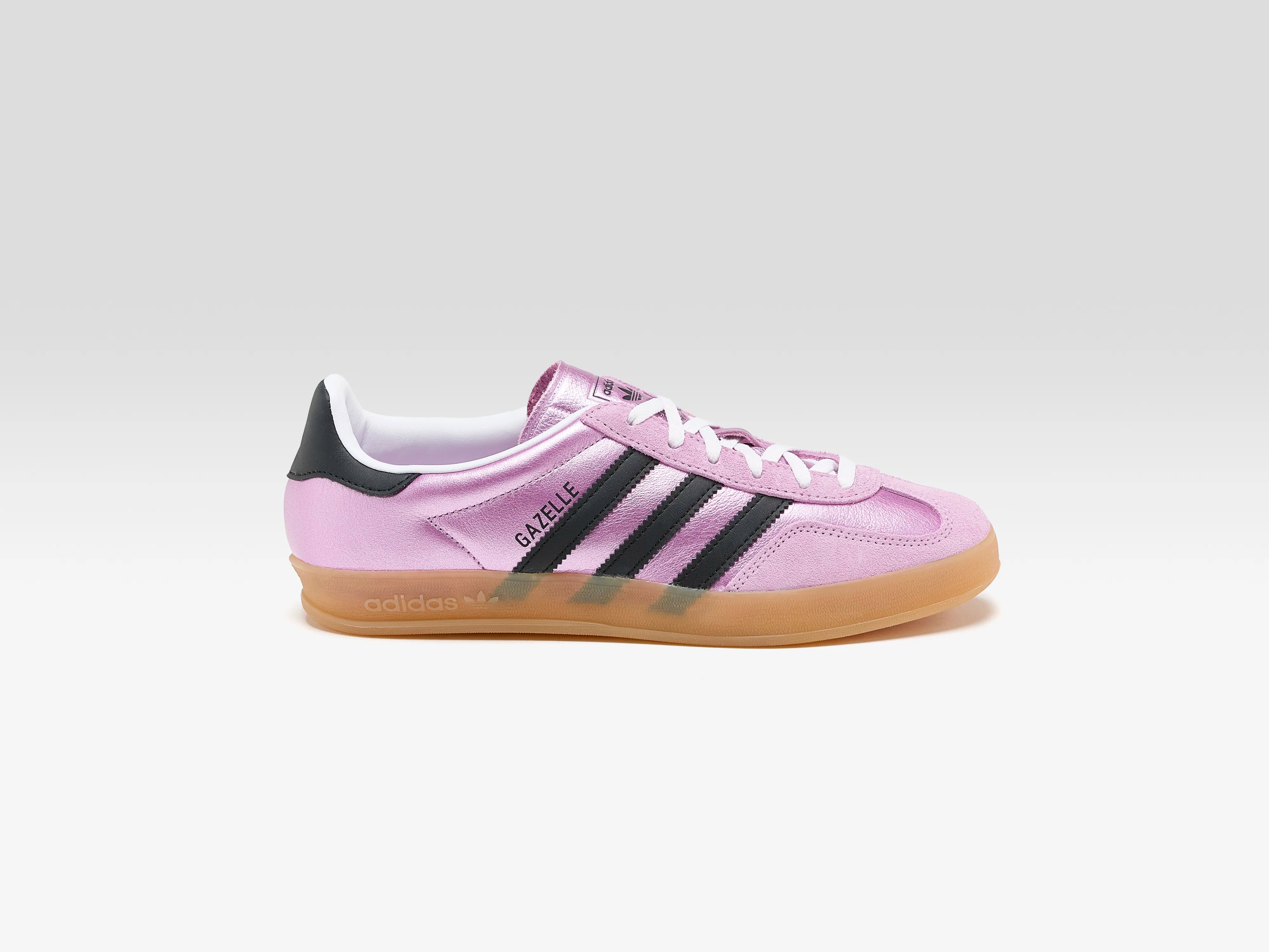 Gazelle Indoor for Women  (252 / W / PURPLE)
