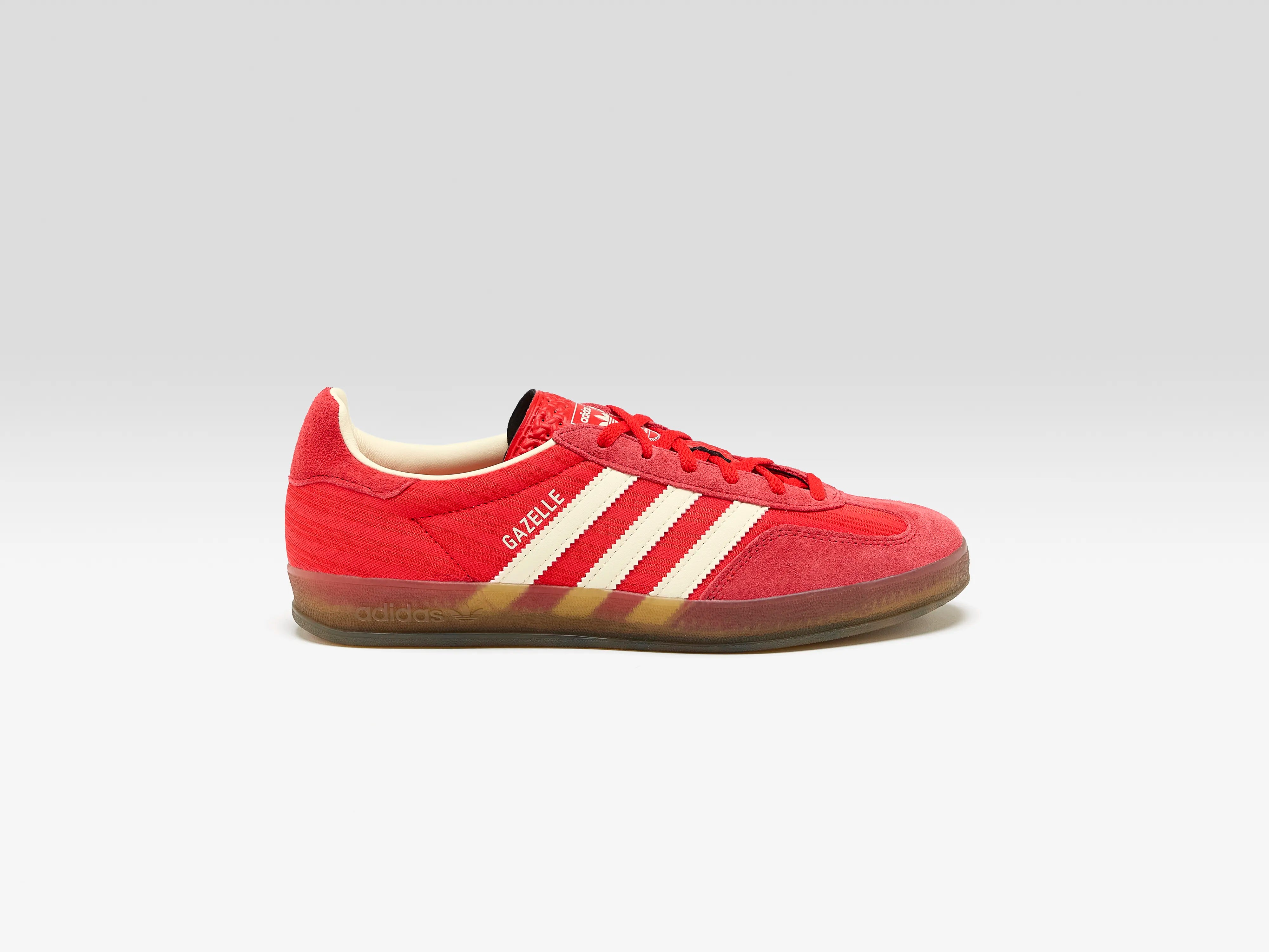 Gazelle Indoor for Women  (252 / W / RED)