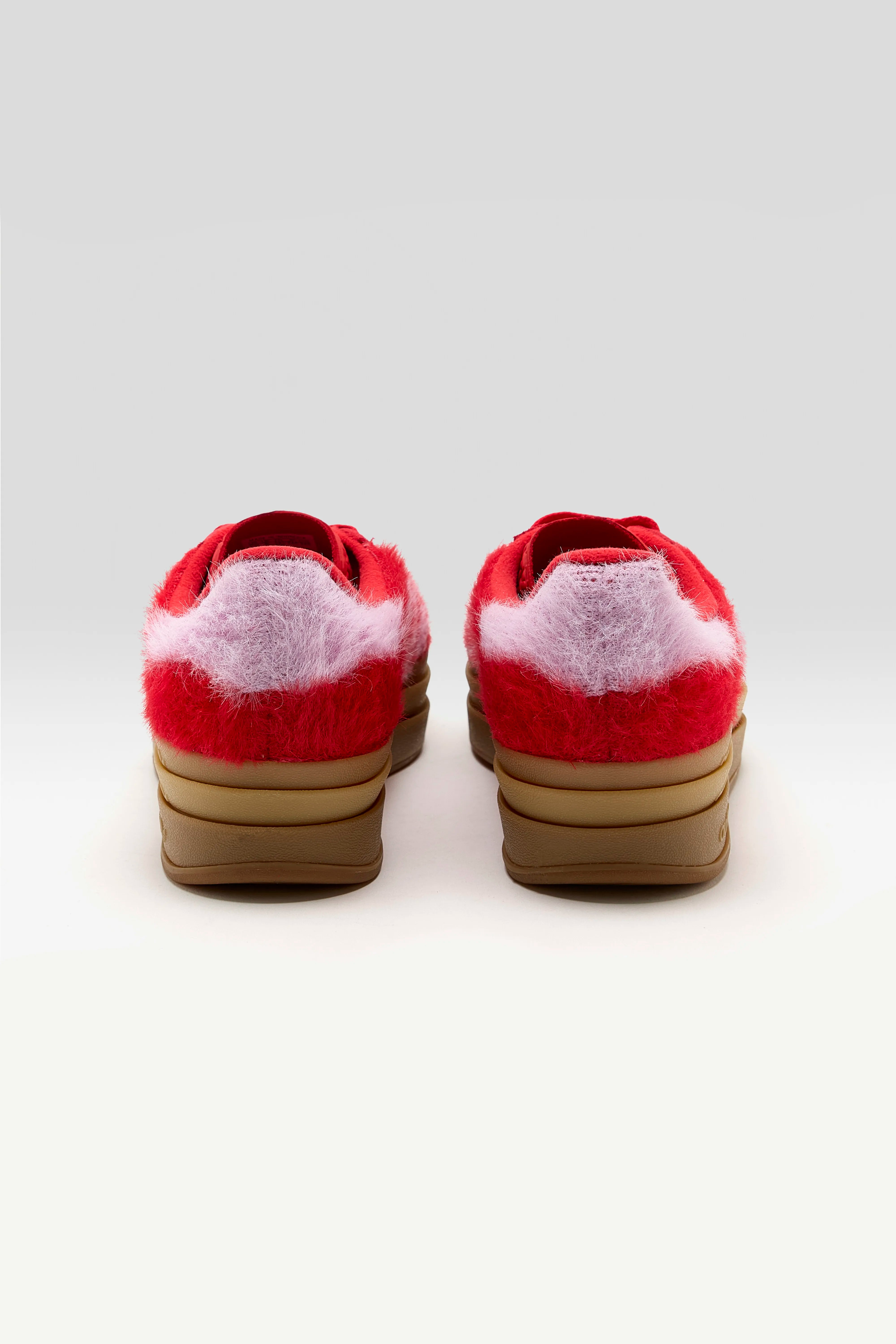 Gazelle Bold for Women  (252 / W / RED)