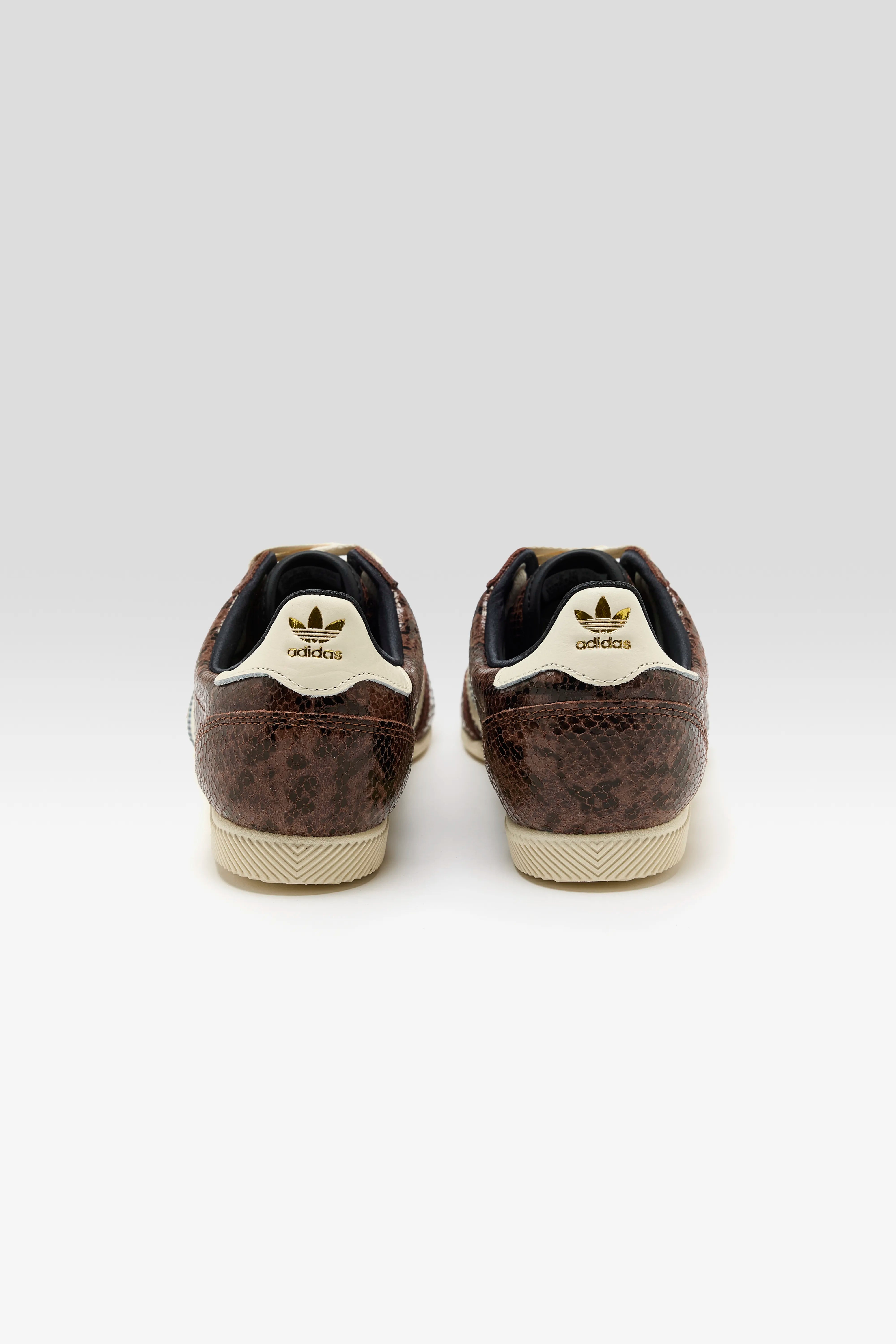Japan pour Femmes  (252 / W / BROWN)