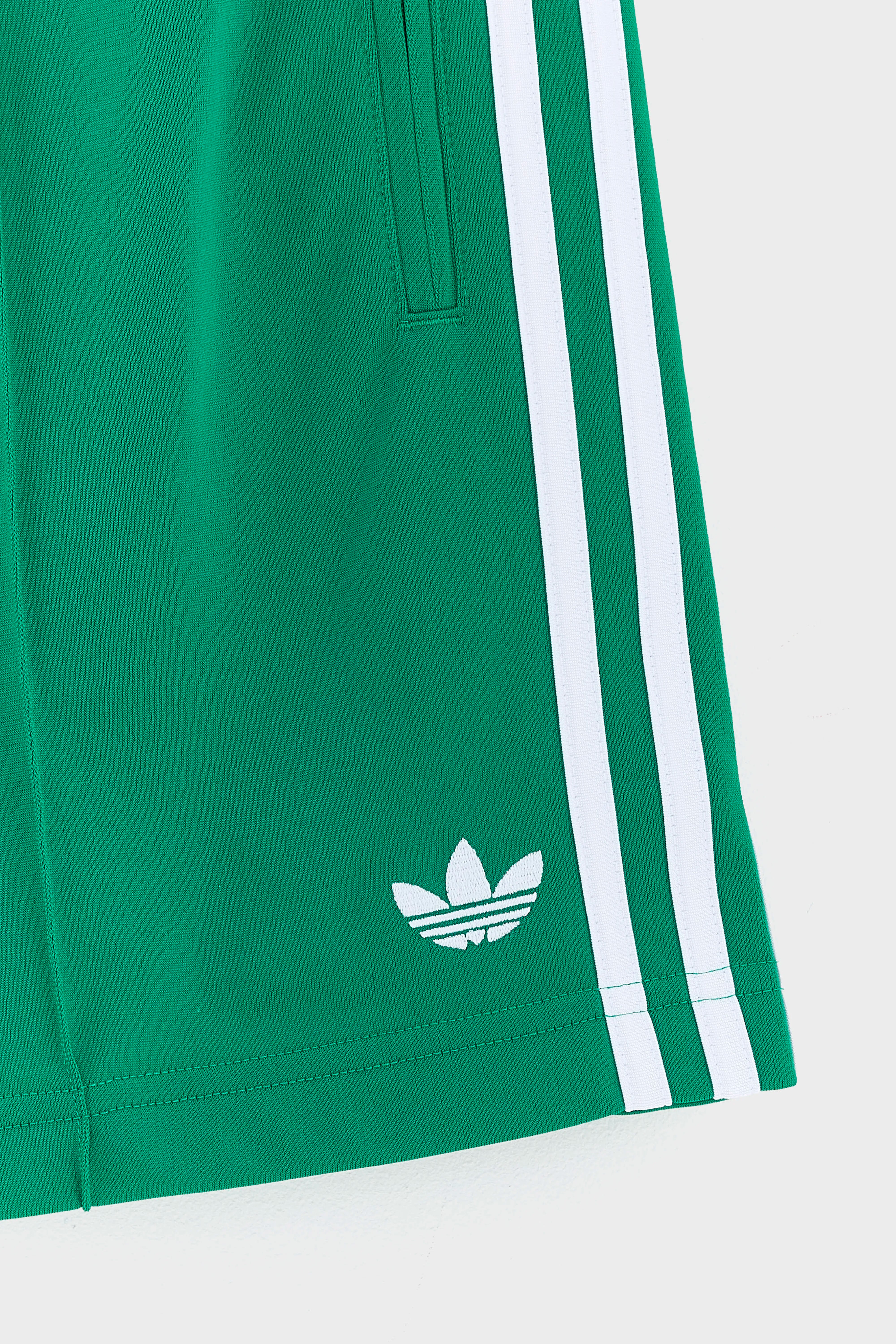 Firebird Classic Shorts  (261 / W / GREEN)