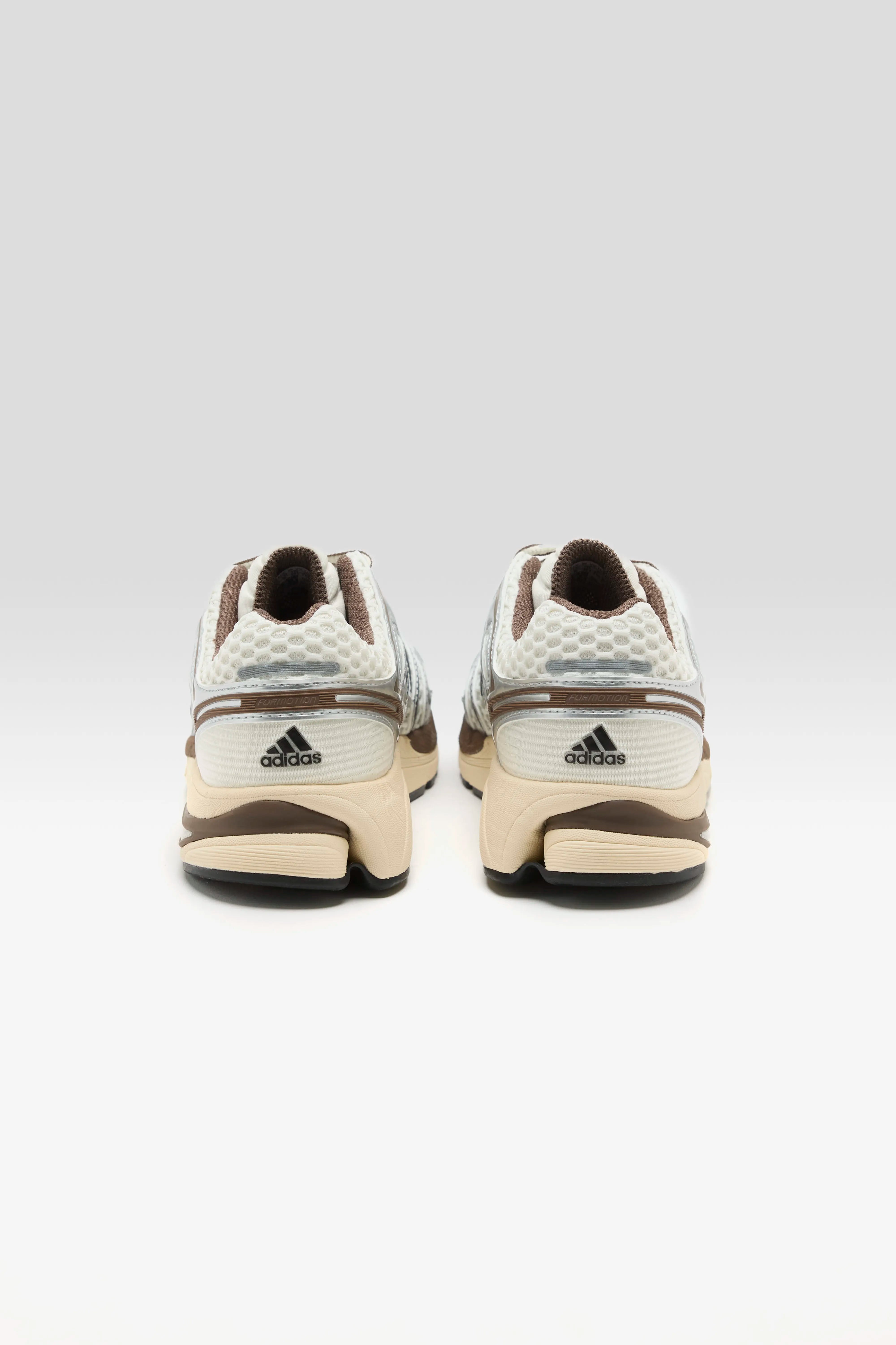 Adistar Control 5 for Women  (261 / W / SILVER)