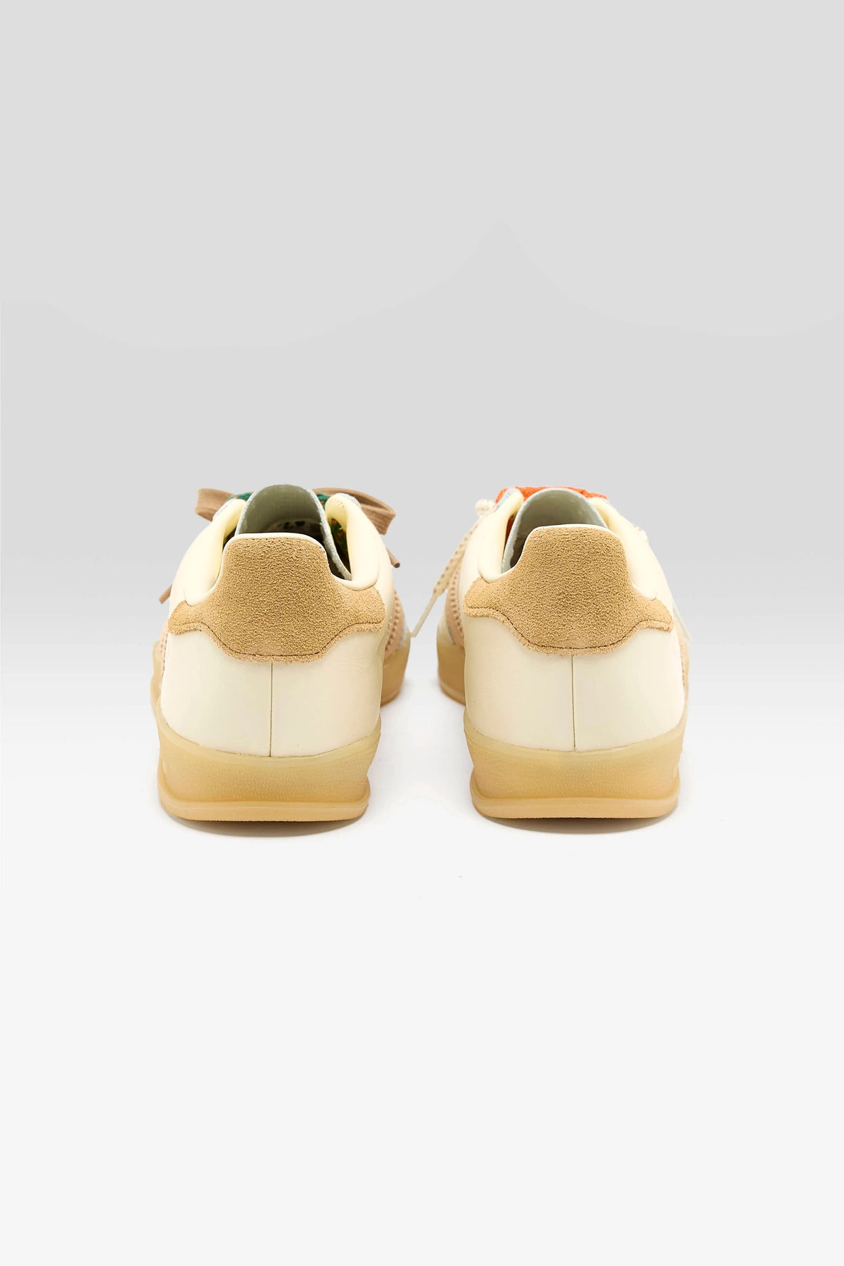 Gazelle Indoor for Women (262 / W / BEIGE)