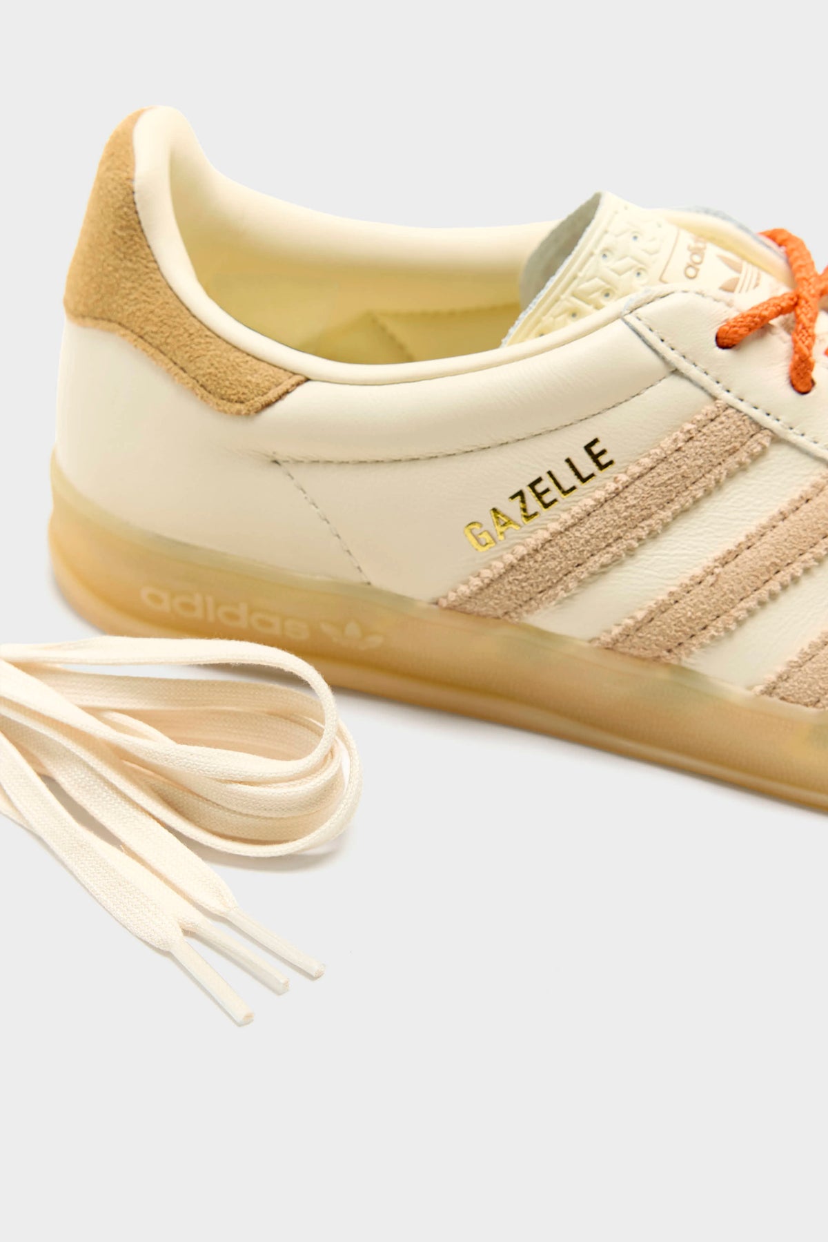 Gazelle Indoor for Women (262 / W / BEIGE)