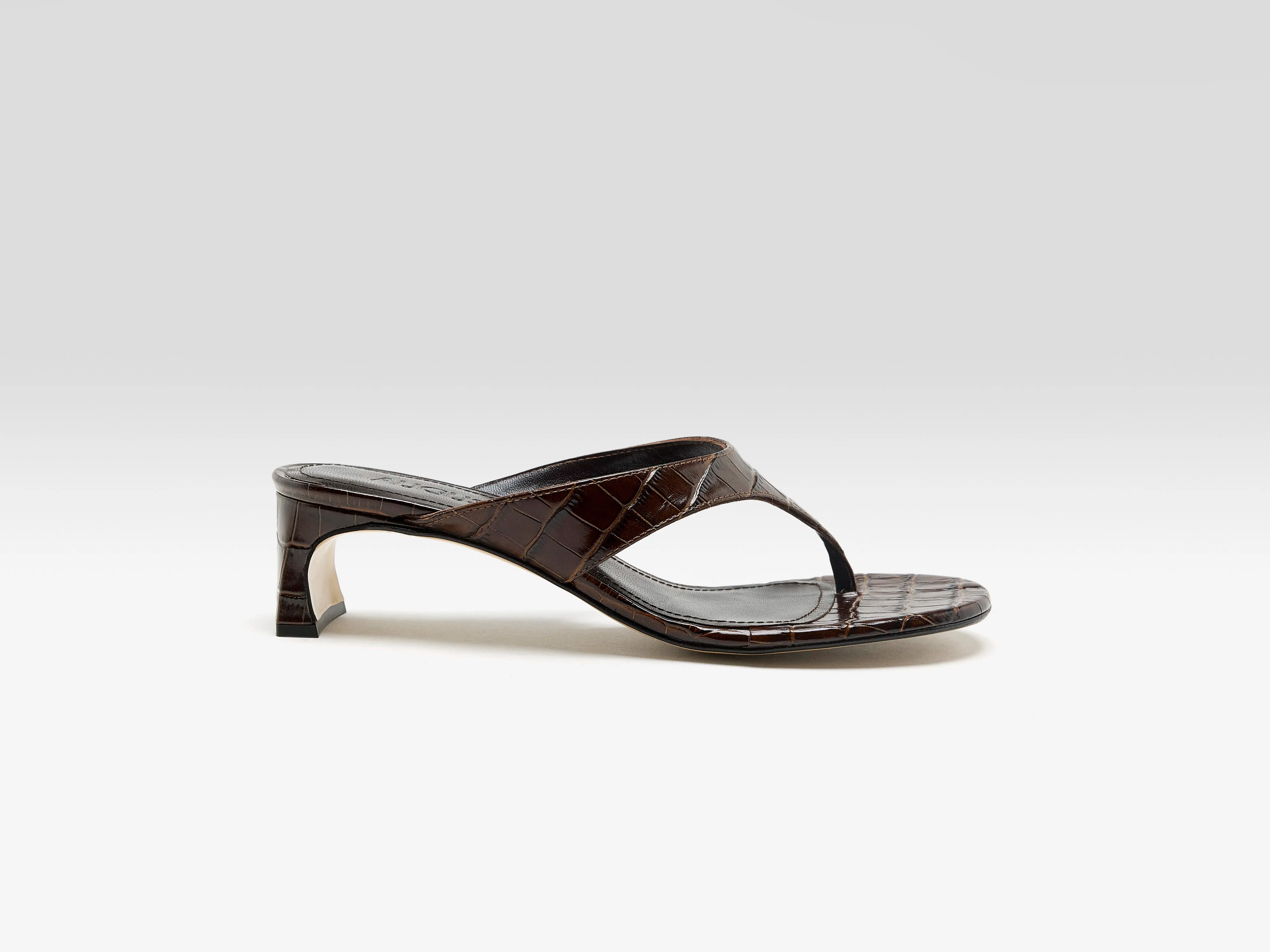 Farah Croco Sandals  (261 / W / CHOCOLATE)