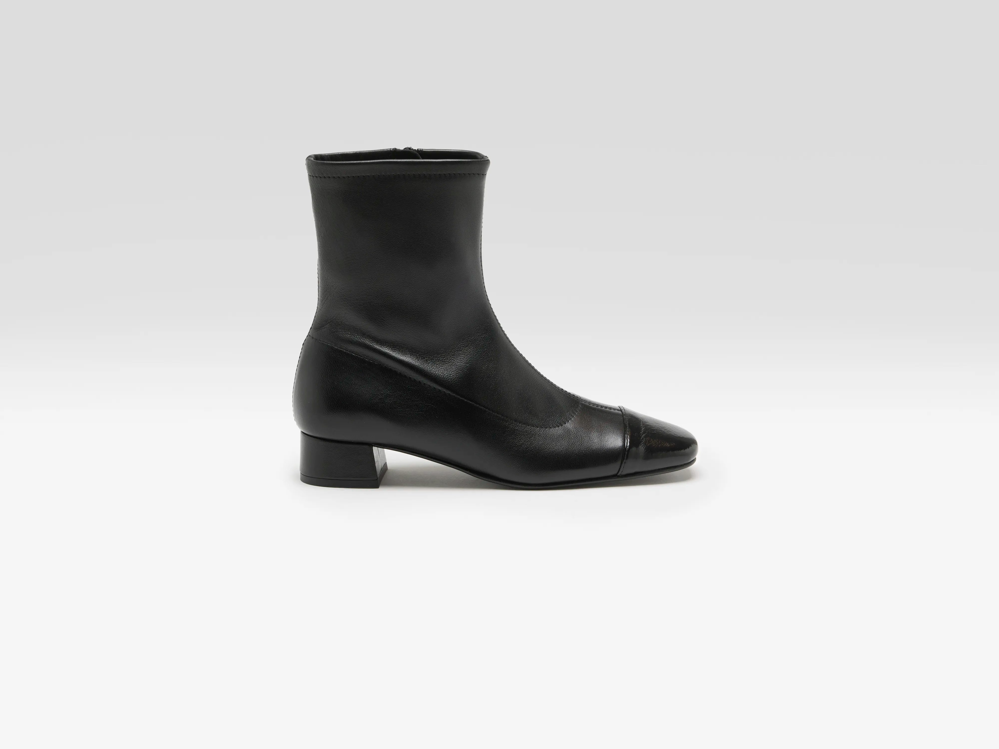 Laurie Ankle Boots (262 / W / BLACK)