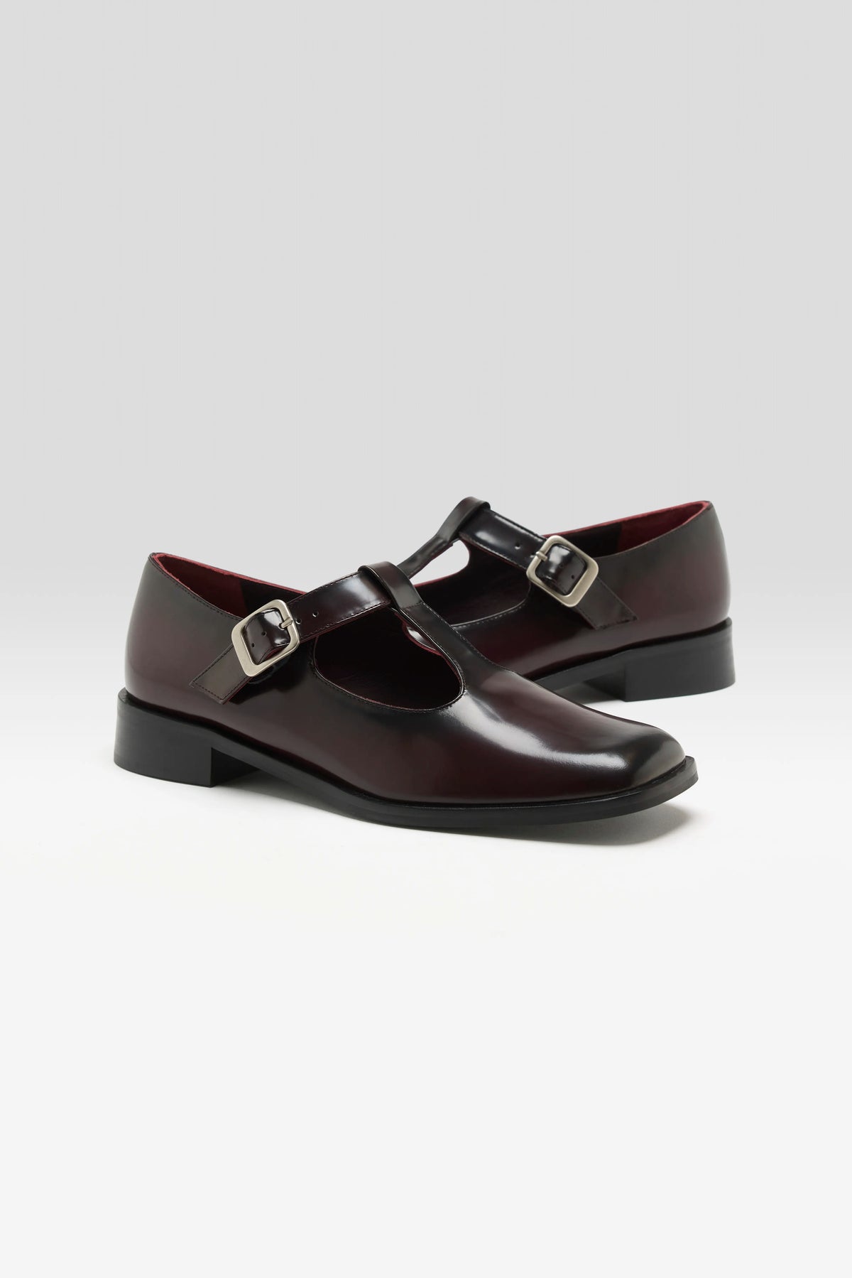 Lucy T-Bar Mary Janes (262 / W / BURGUNDY)