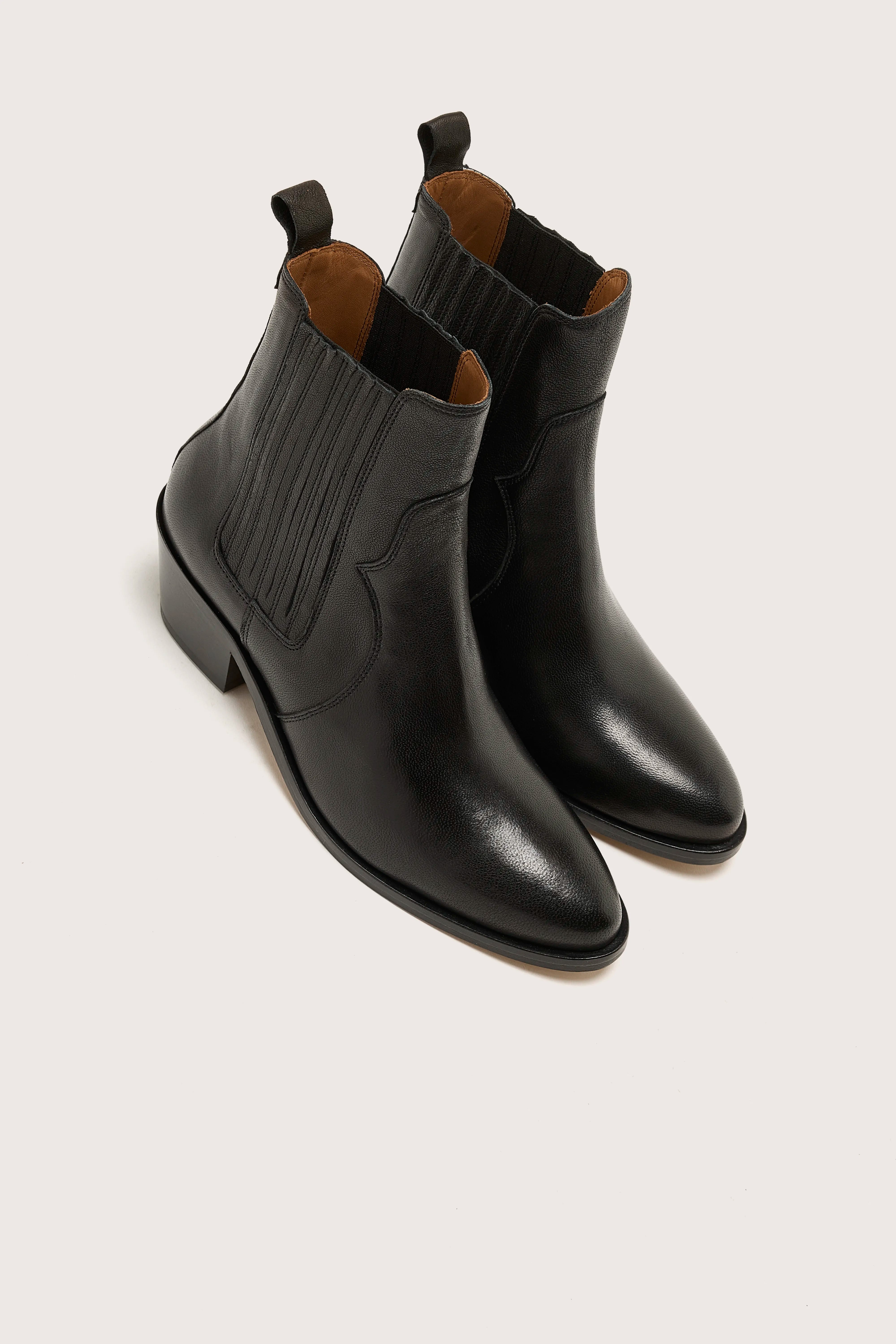 Sofia Chelsea Boots (242 / W / BLACK)