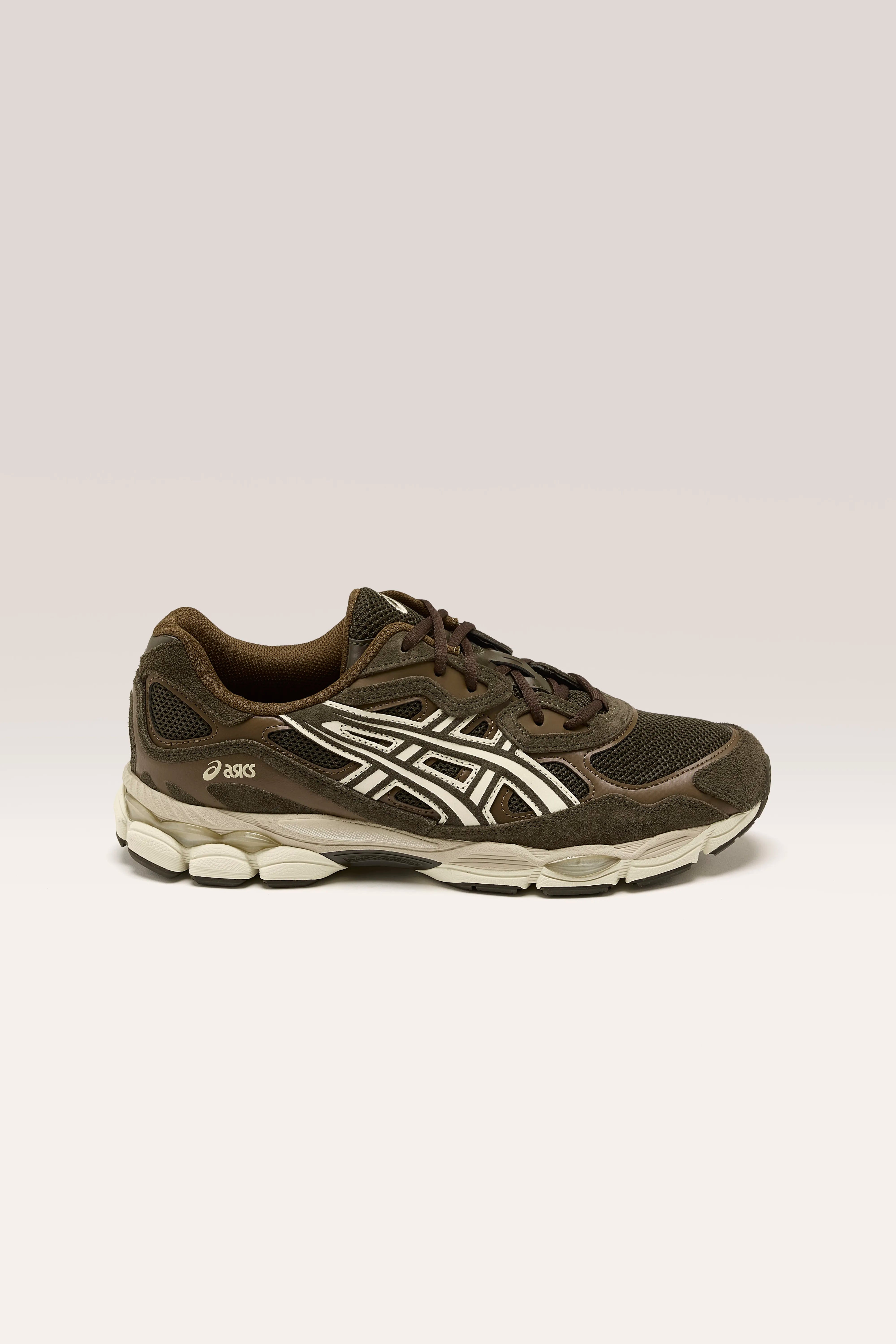 Asics shoes brown deals