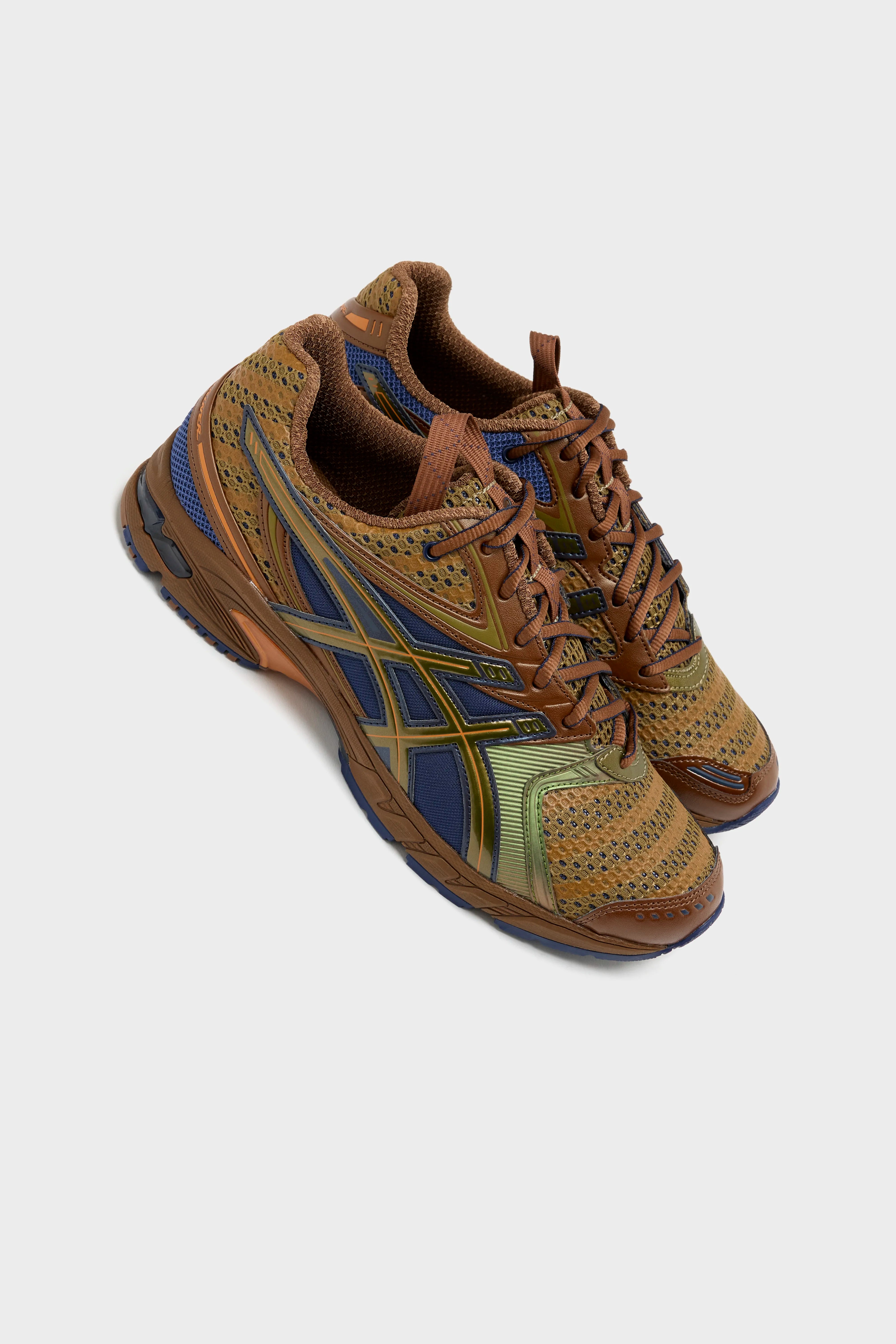 UB9-S Gel-DS Trainer 14 voor Mannen (251 / M / BROWN)