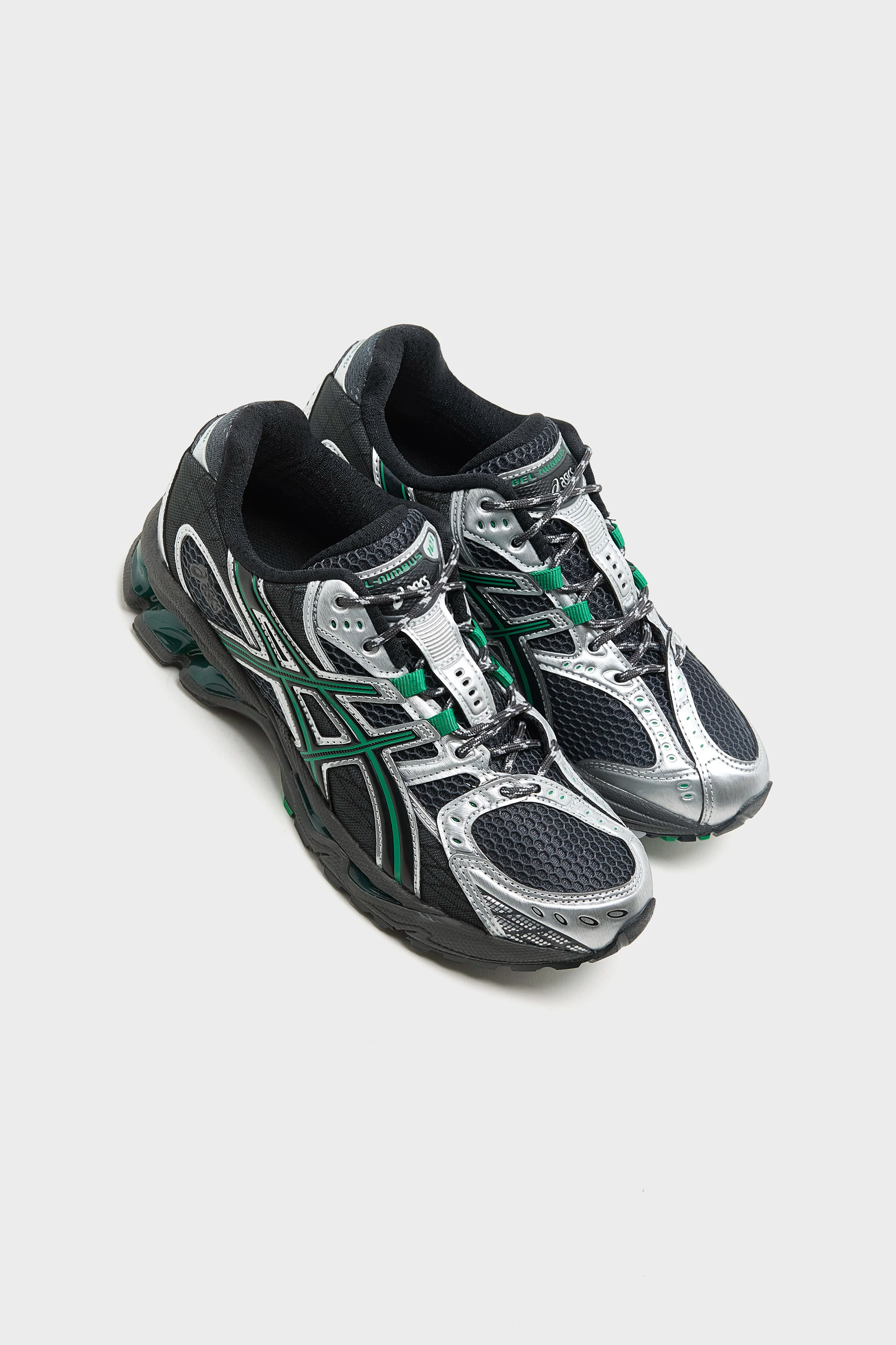 Gel-Nimbus 10.1 for Women  (252 / W / BLACK)
