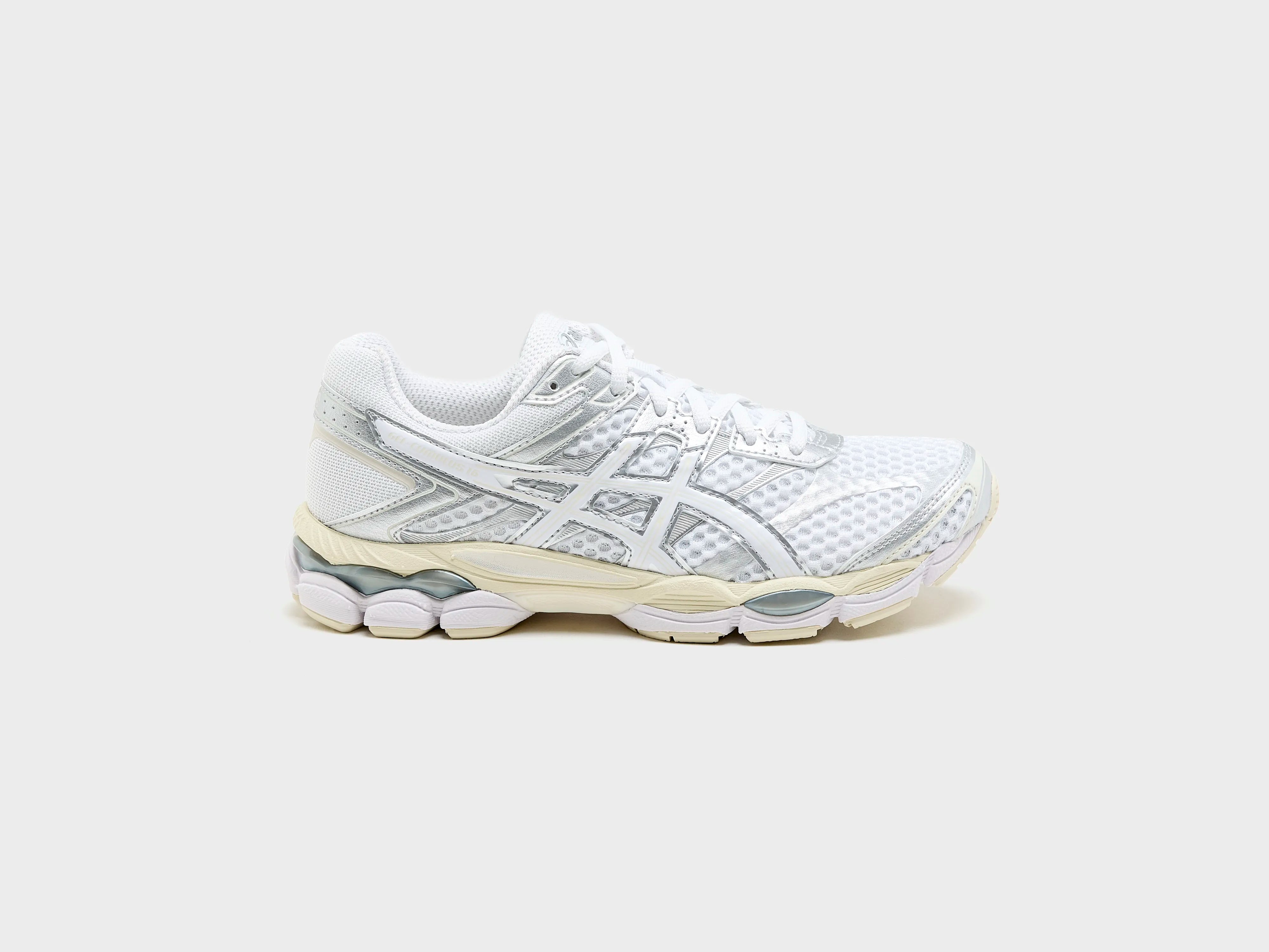 Gel-Cumulus 16 for Women  (252 / W / WHITE)