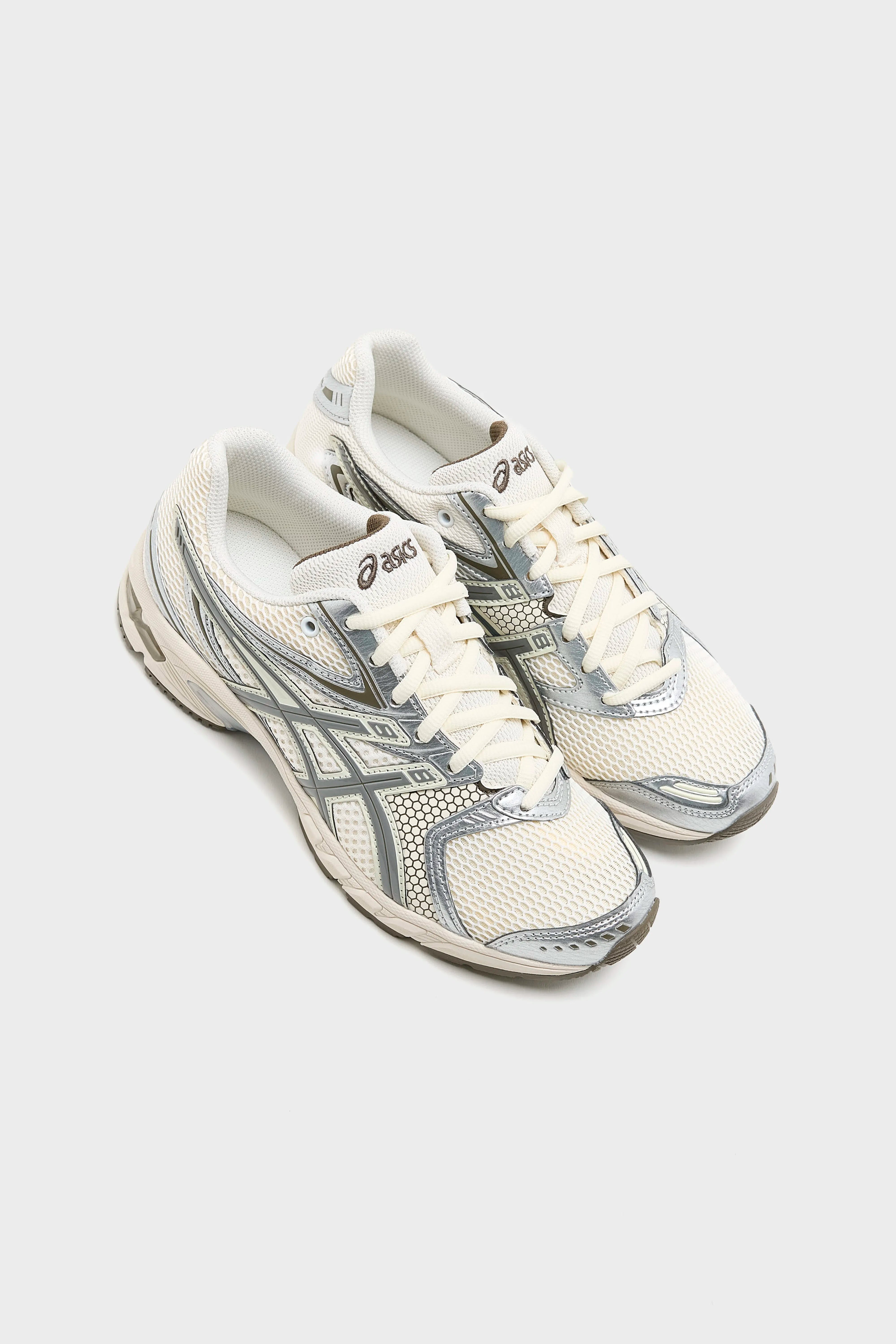 Gel-DS Trainer 14 for Women  (261 / W / CREAM)