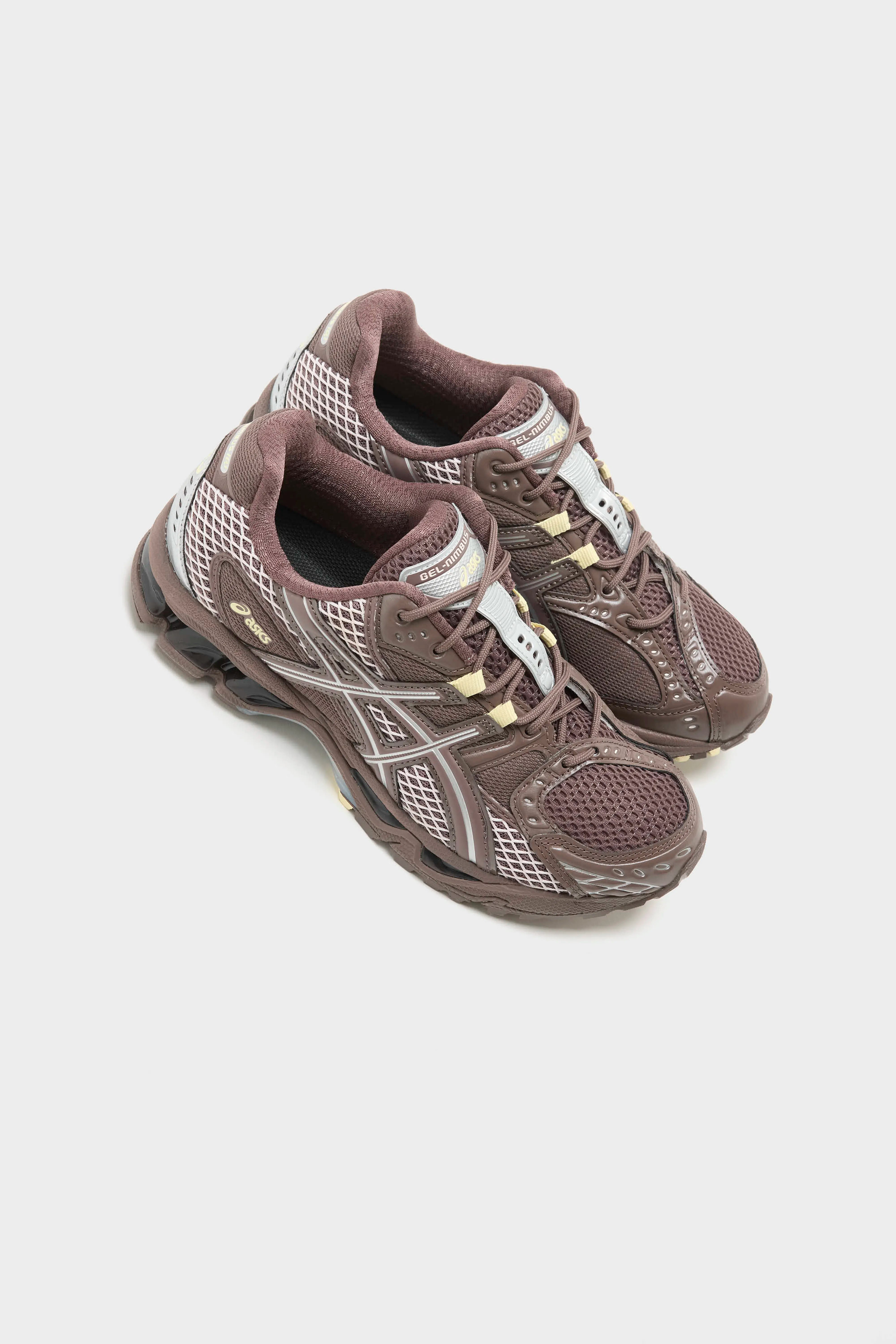 Gel-Nimbus 10.1 pour Femme (262 / W / BROWN)