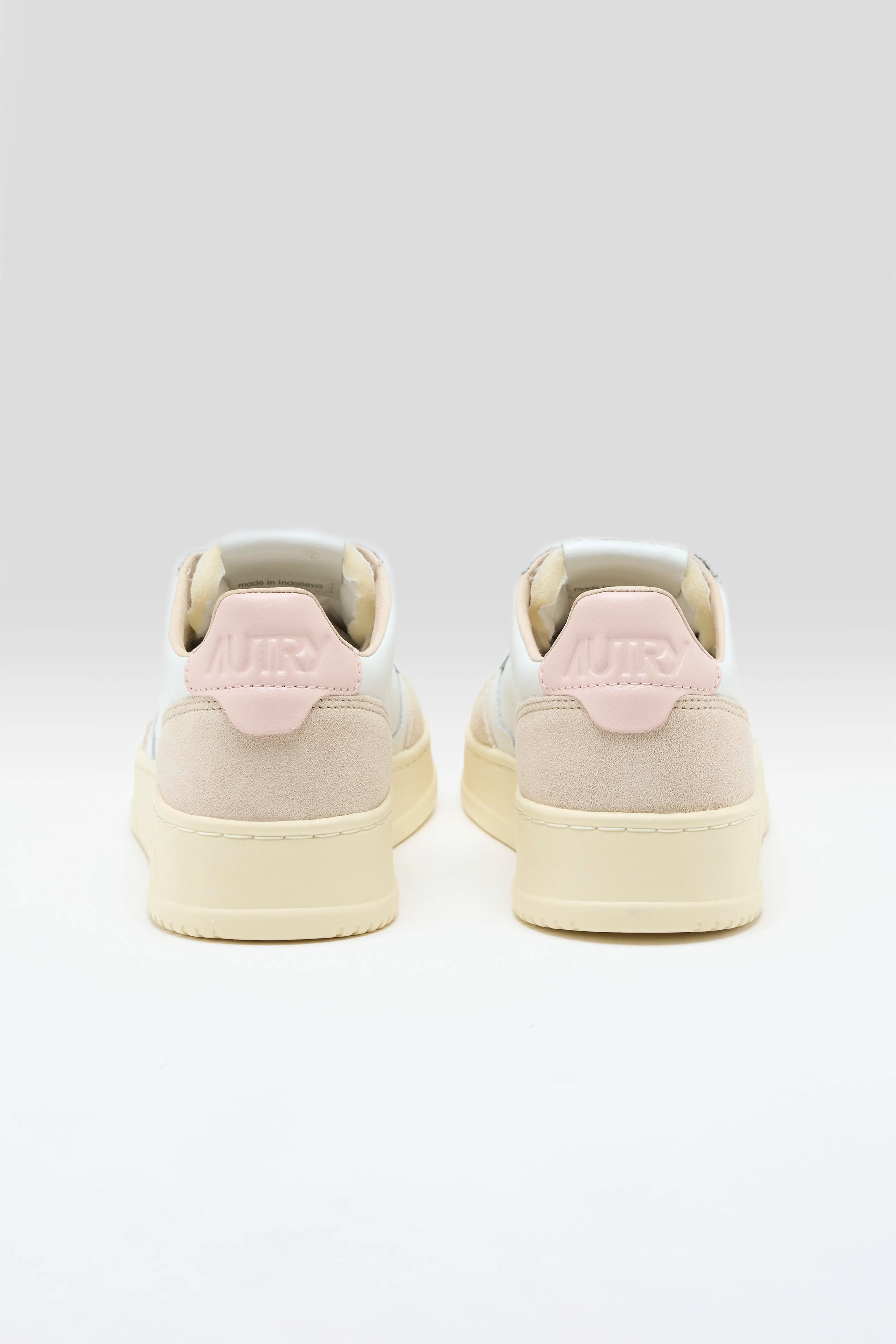 Medalist Low for Women (251 / W / PINK)