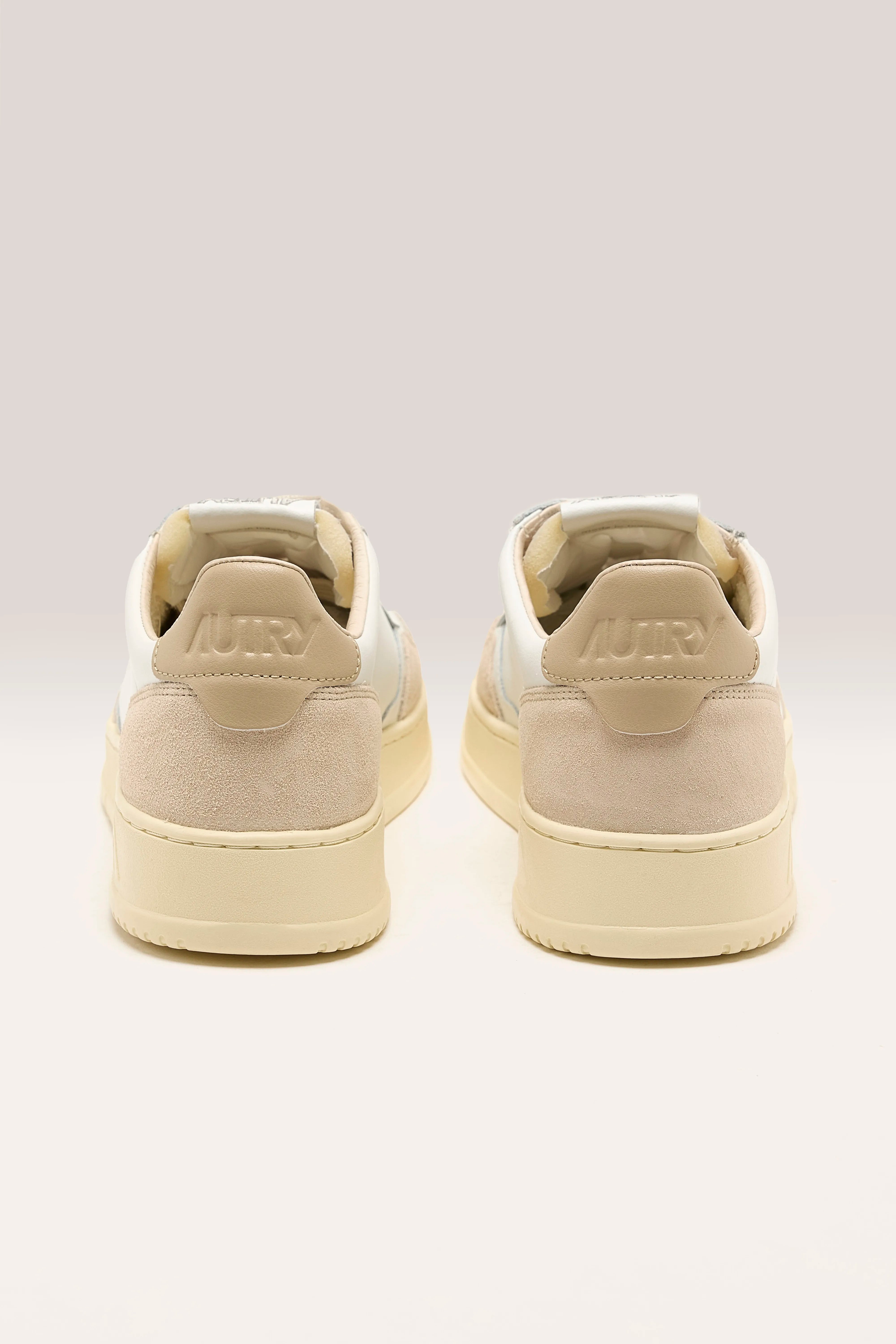 Medalist Low For Men (242 / M / BEIGE)