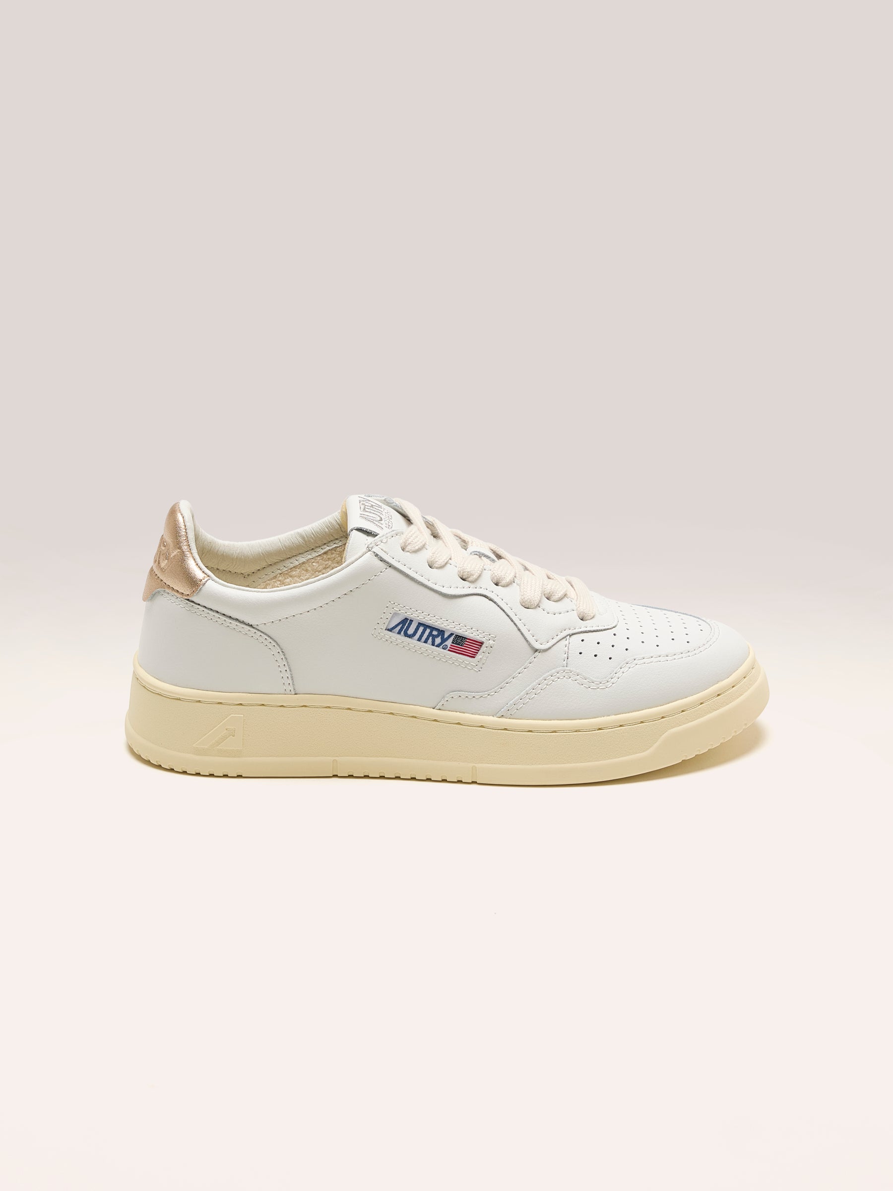 Medalist Low for Women (242 / W / GOLD)