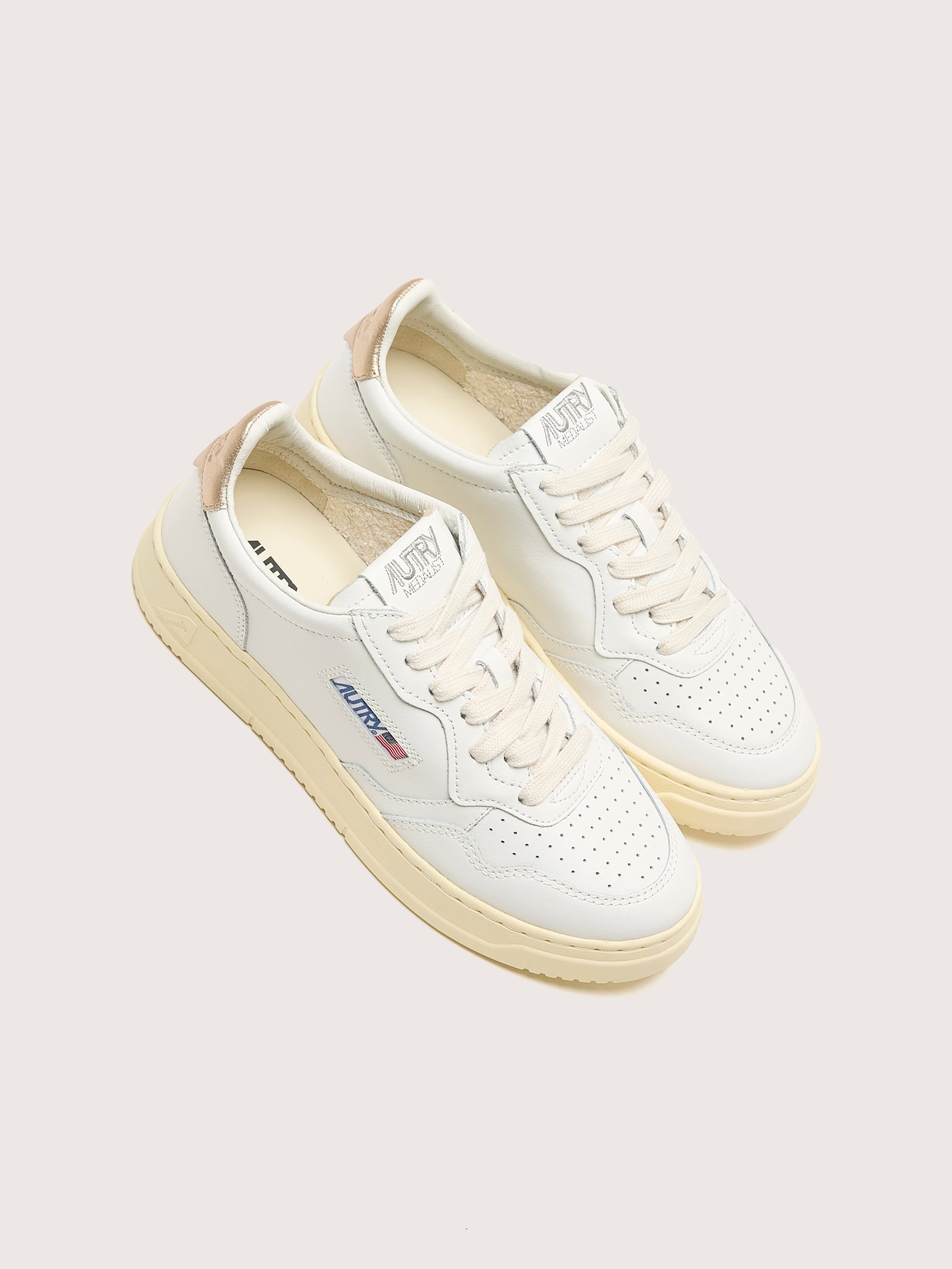 Medalist Low for Women (242 / W / GOLD)