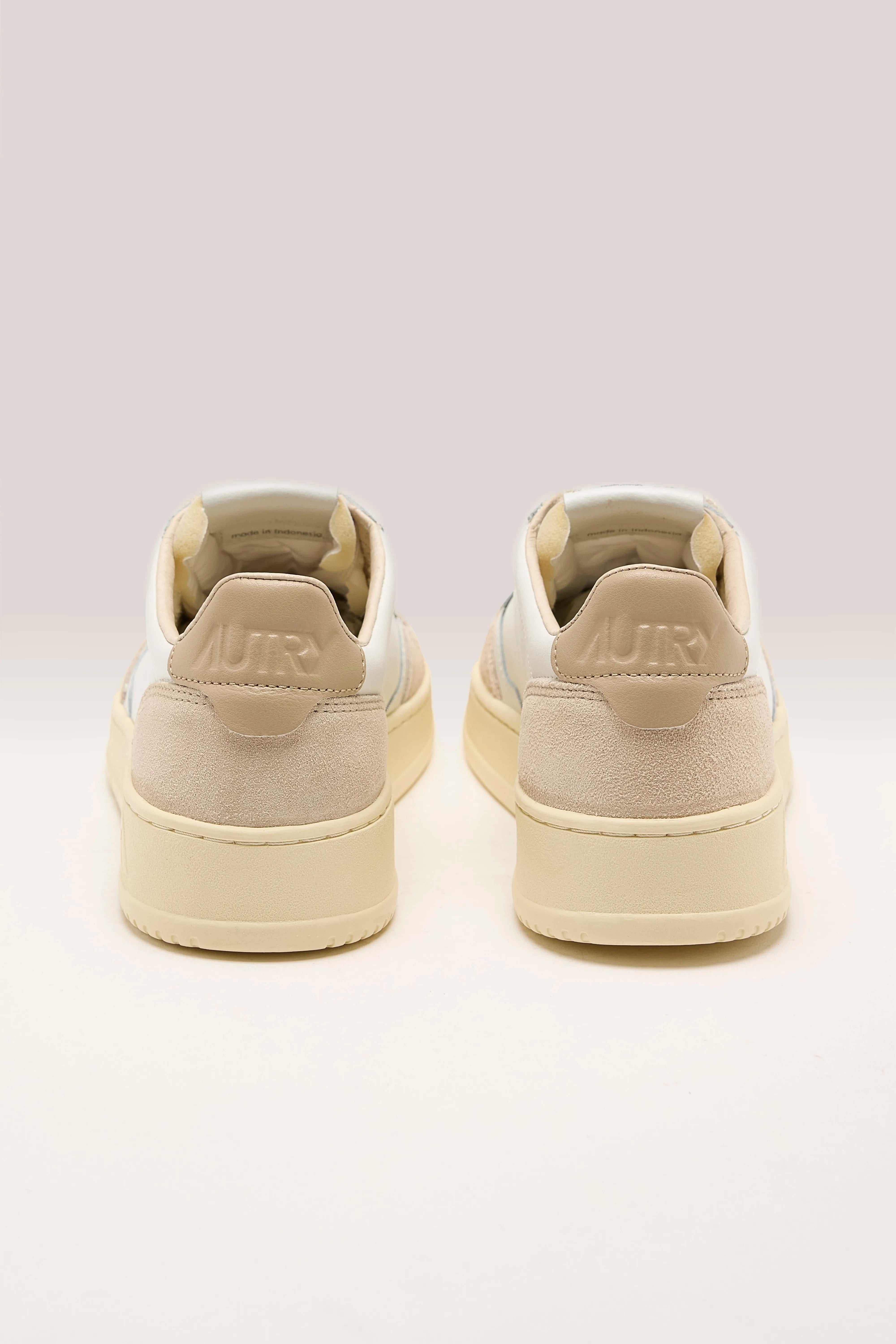 Medalist Low For Women (242 / W / BEIGE)