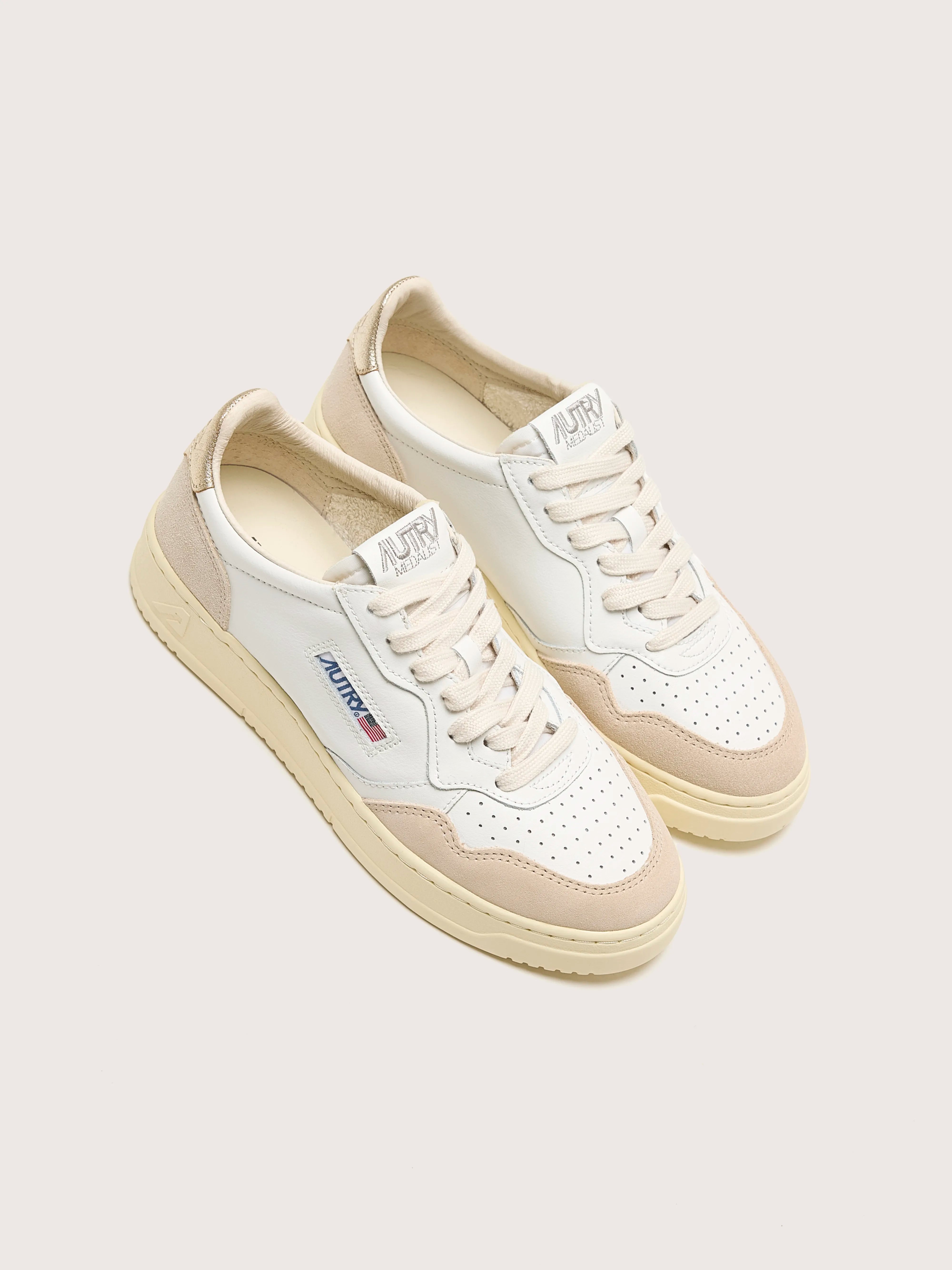 Medalist Low for Women (242 / W / GOLD)